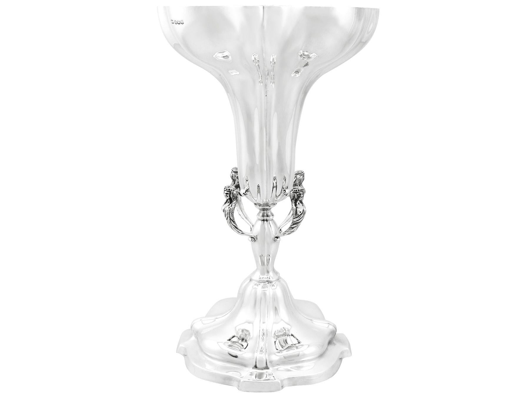 English Viners Ltd 1930s Antique Edwardian Sterling Silver Presentation Cup or Vase For Sale