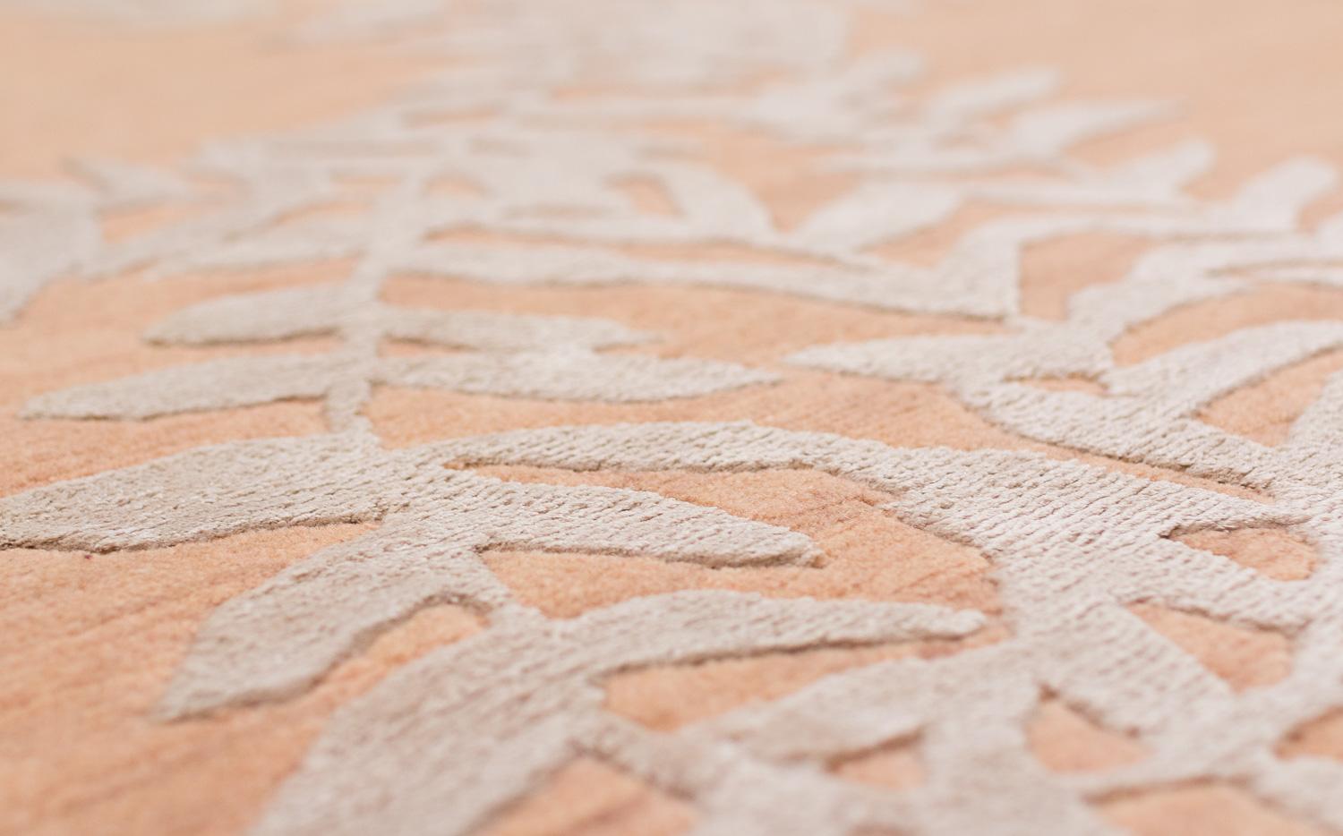 Laine Tapis Nouveau français Vines par Carini Carpets x Michelle Weinberg en vente
