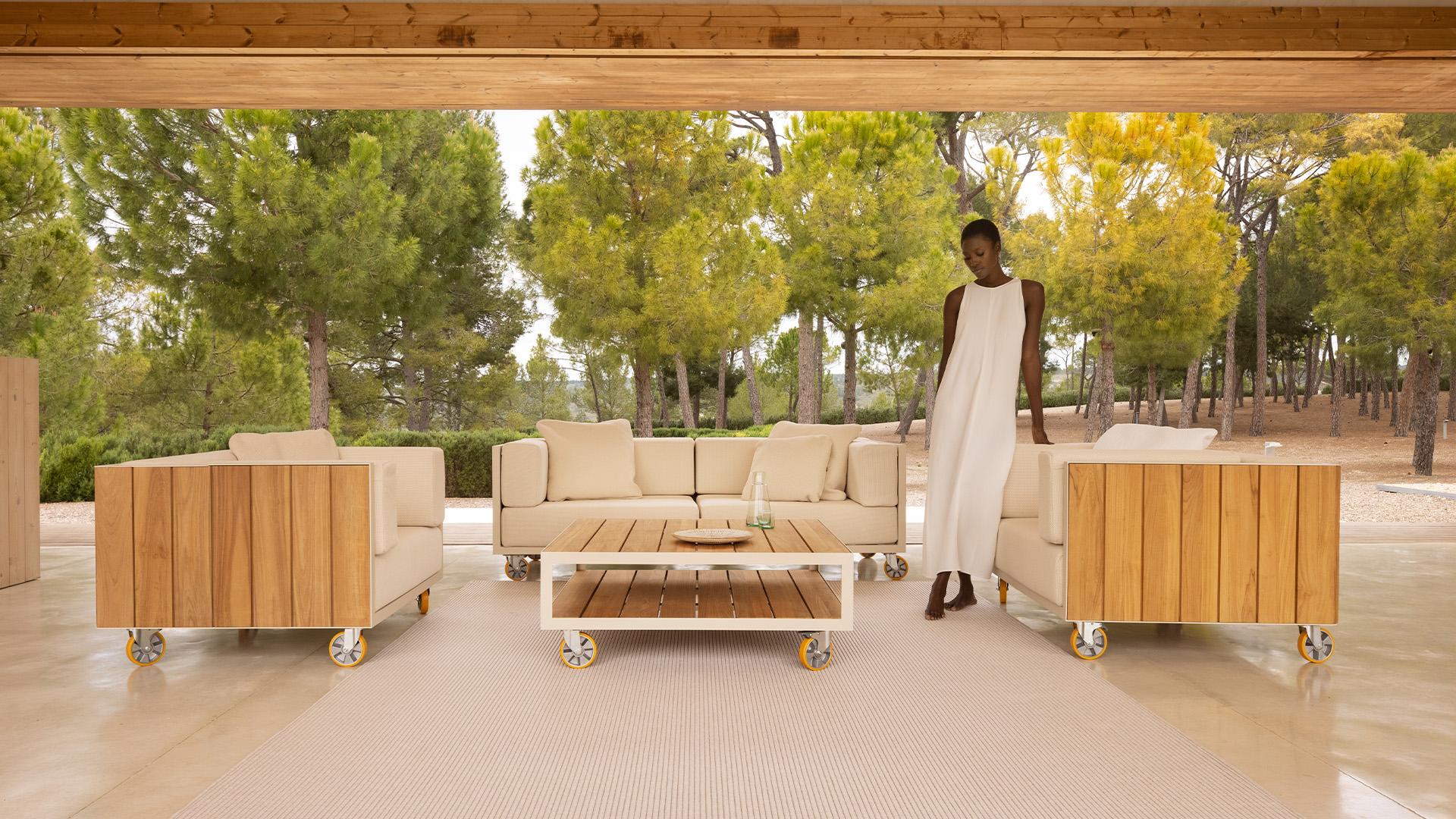 XXIe siècle et contemporain Fauteuil Vineyard par Ramón Esteve - Vondom - Teck naturel en vente