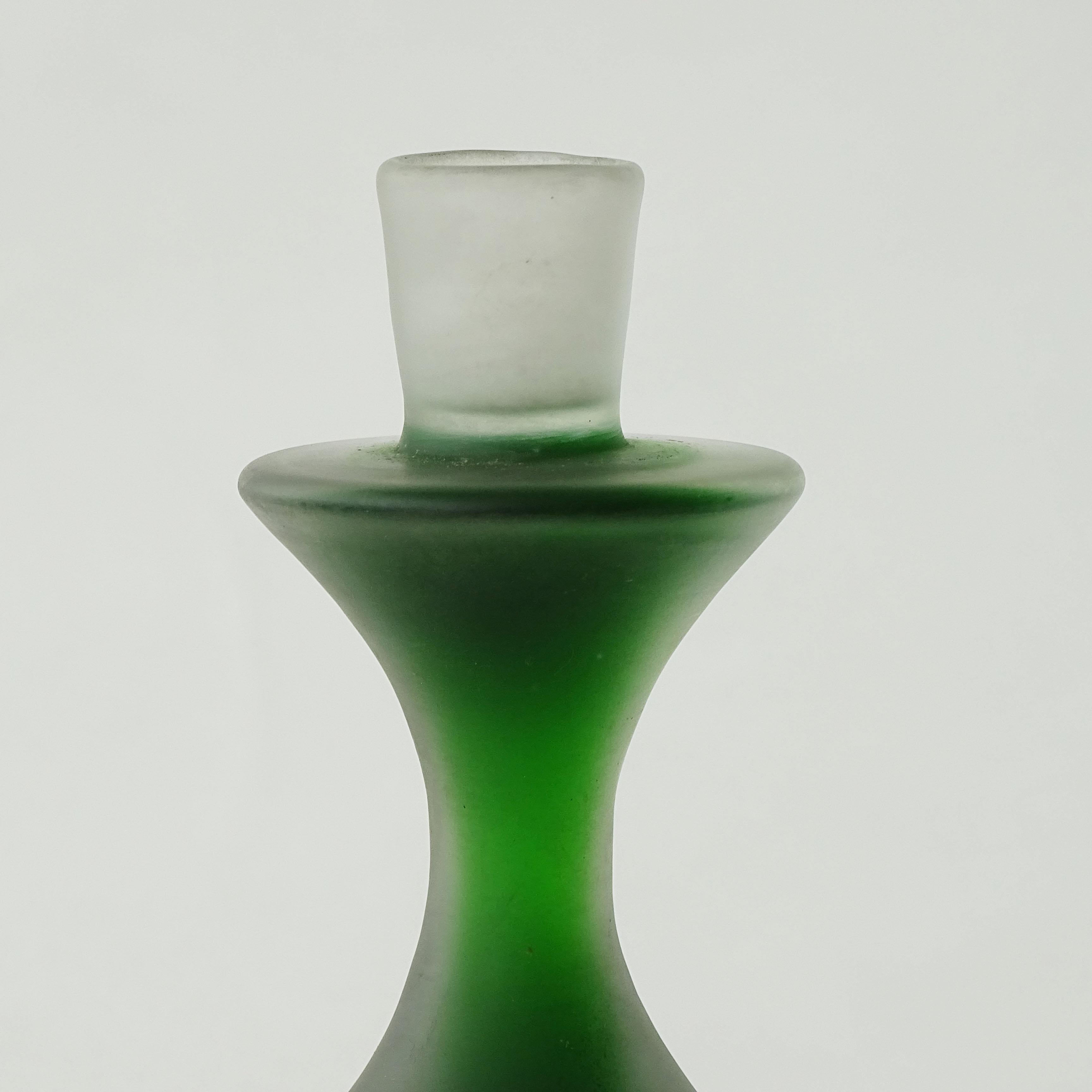 Rare pair of Blue and Green Vinicio Vianello Murano Glass Candle Holders for HOME, Italy 1950s
Original Vinicio Vianello & C label