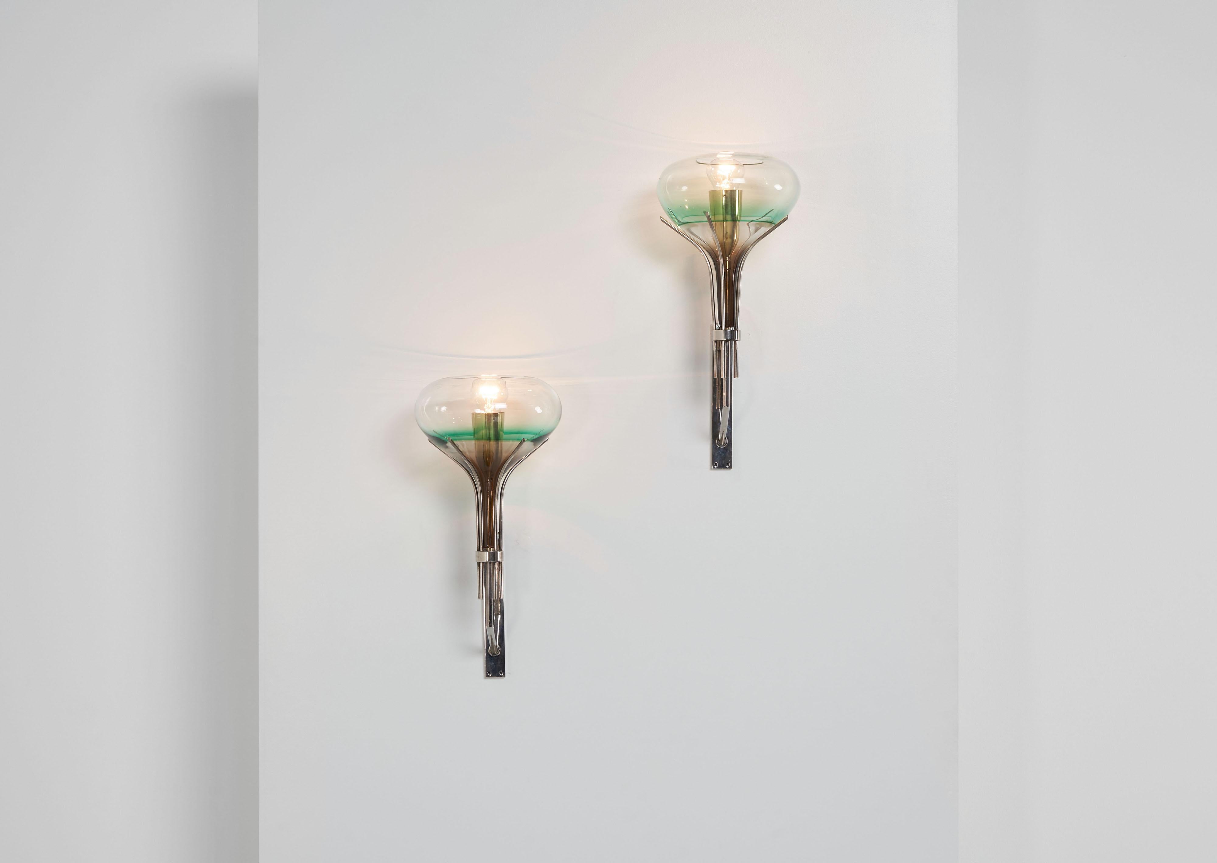 Vinicio Vianello wall lamps Vistosi Italy 1960 For Sale 2
