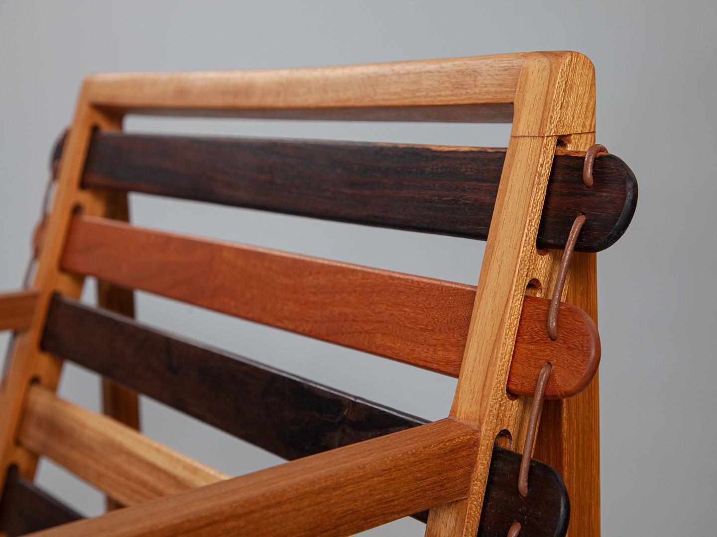 Fauteuil Variously fabriqué à partir de divers Woods brésiliens. en vente 2