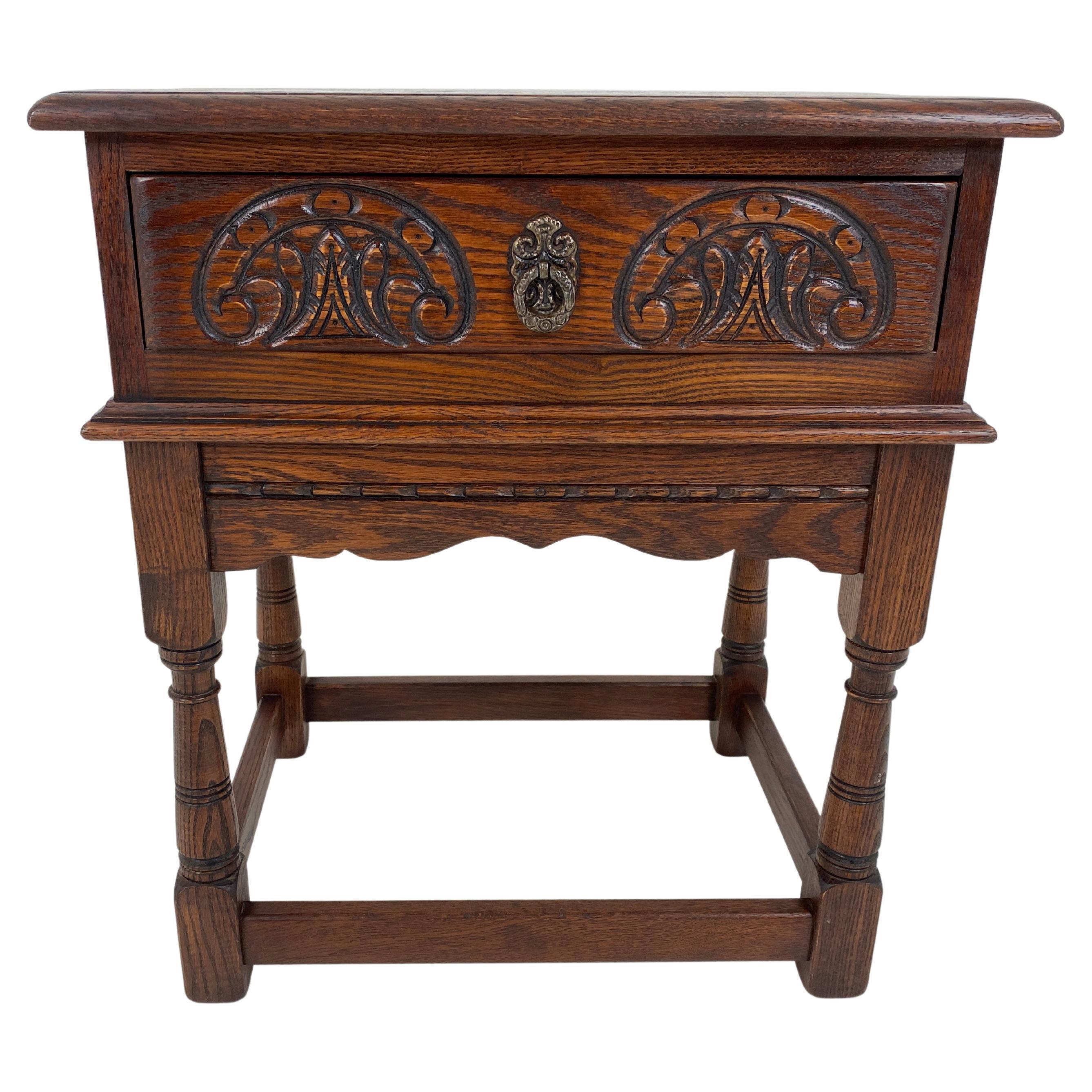 Vint. Carved Oak Nightstand Bedside/Lamp Table, "Old Charm", Scotland