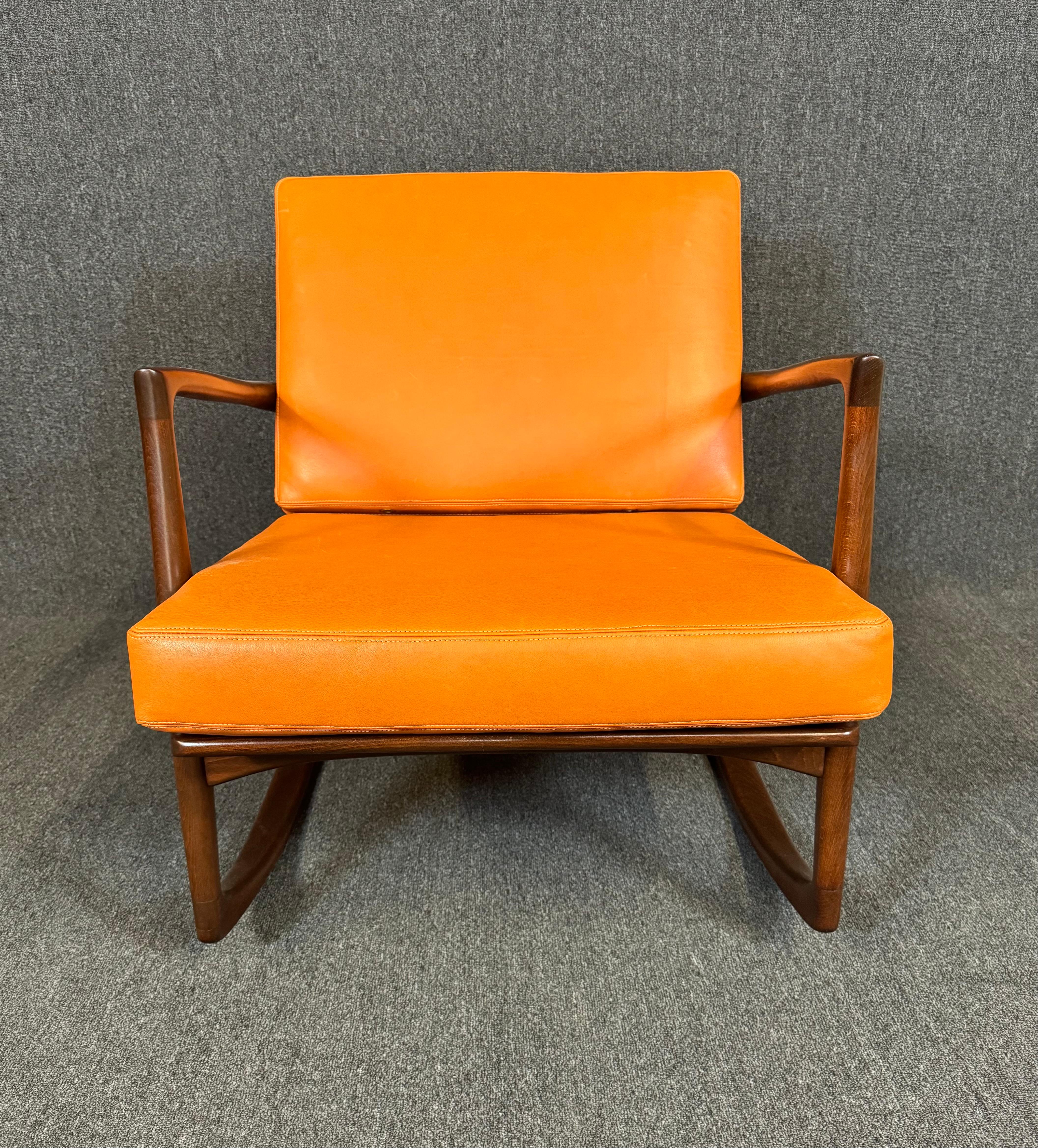 Vintage Danish Mid Century Modern Rocking Chair by Kofod Larsen for Selig For Sale 1
