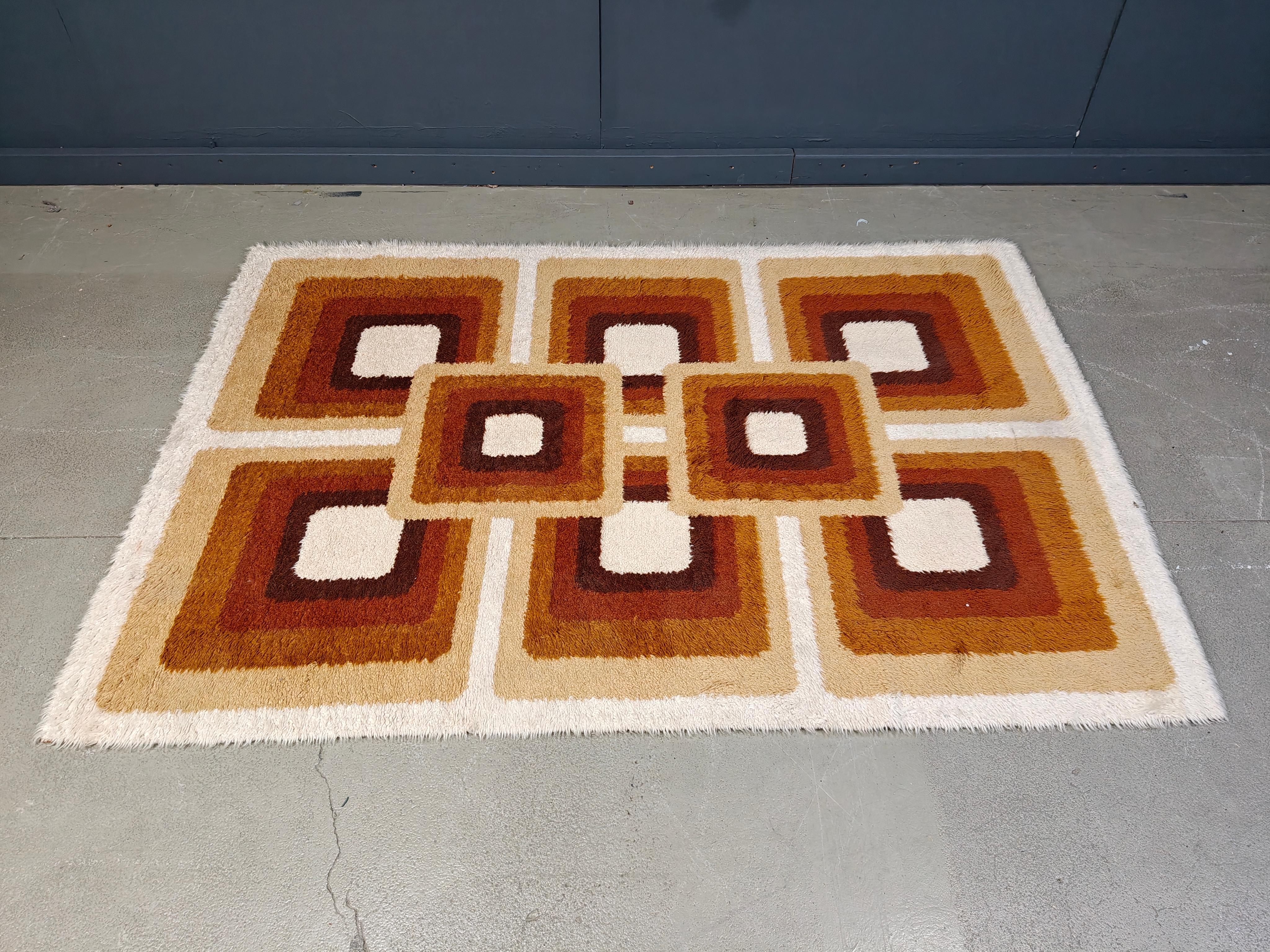 Tappeto modernista Vintae, anni '70 - Belgio in vendita 1