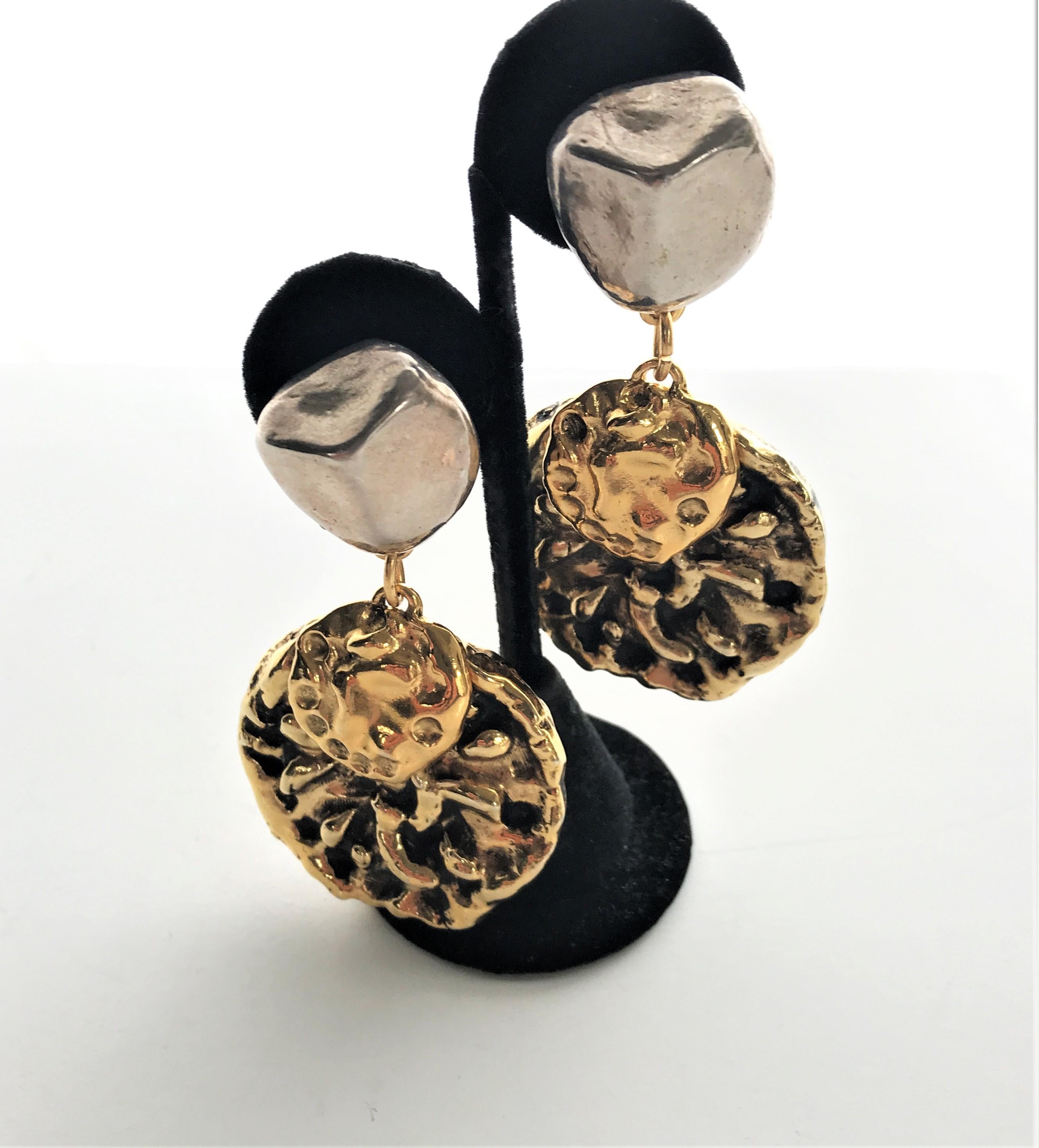 Vintage big Yves St. Laurent clip-on earrings 1980s For Sale 1