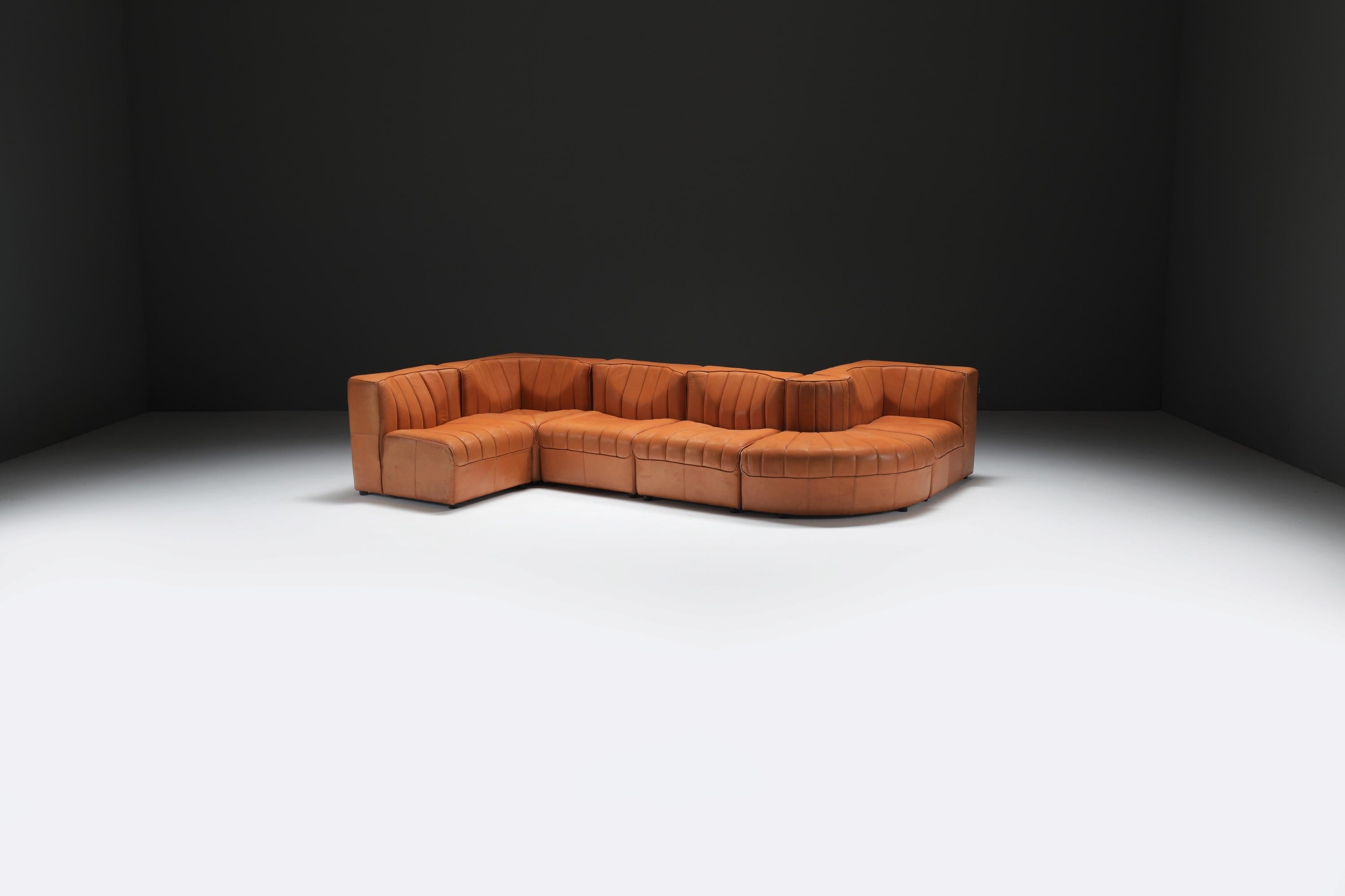 Sofá modular vintage Novemila 9000 de Tito Agnoli para Ligne JF Mur - Francia Moderno de mediados de siglo en venta