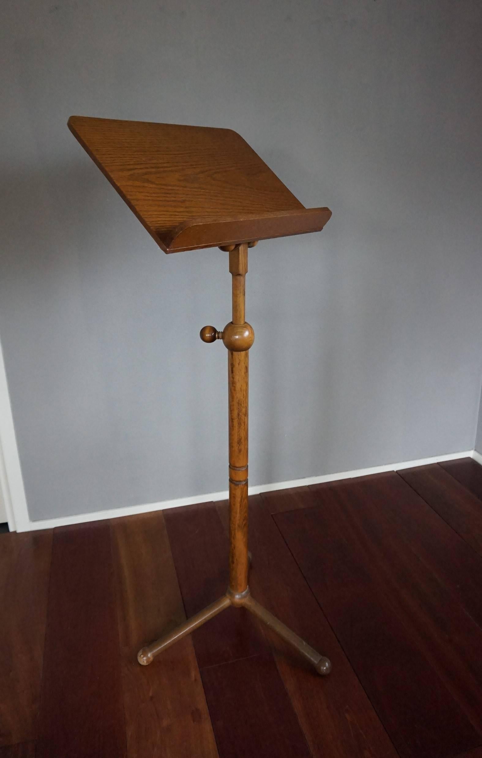 Hand-Crafted Vintage and Rare 1970s Adjustable Wooden Tripod Book or Music Stand
