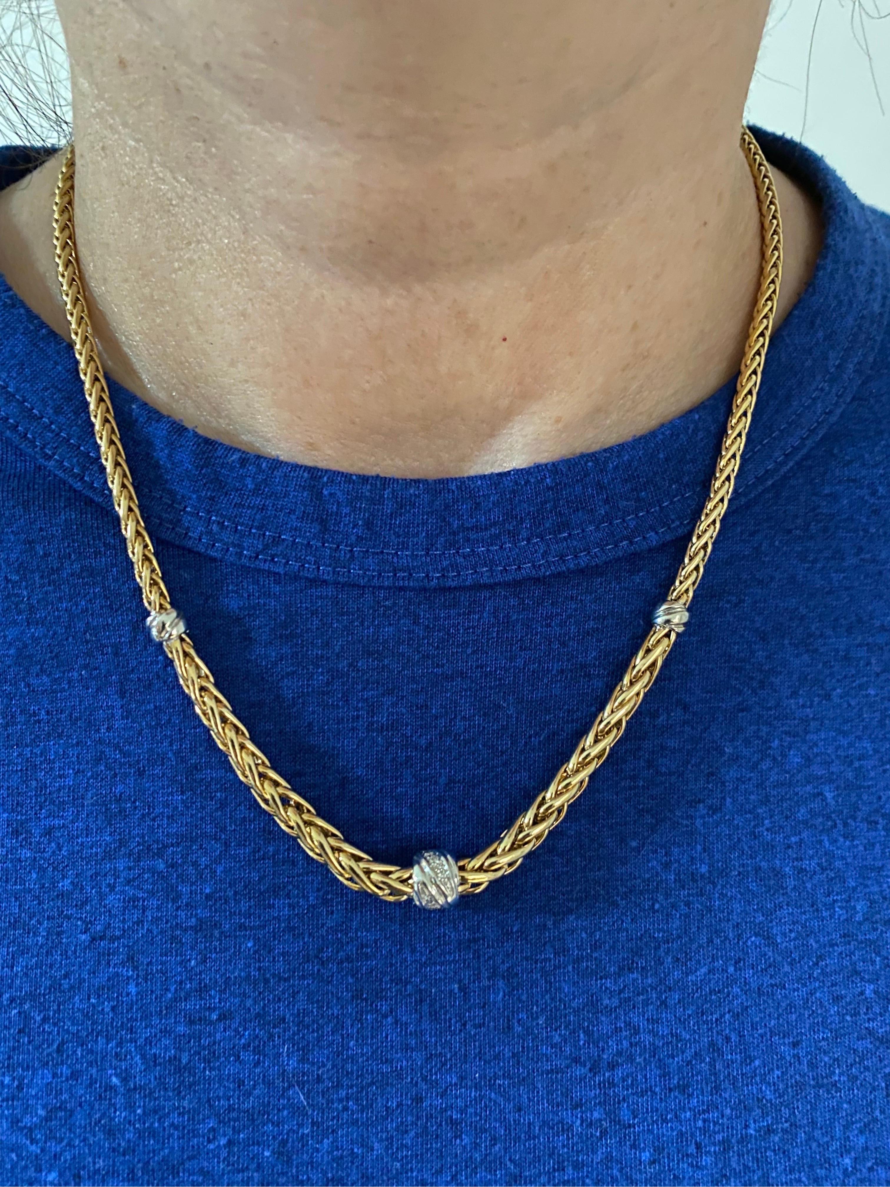 Vintage 0.10 Carat Total Diamonds Two-Tone Graduating Twisted Cable Necklace 14k For Sale 1