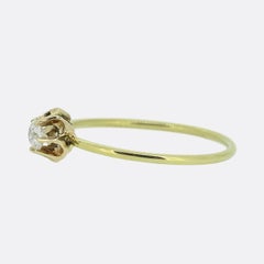 Vintage 0.12 Carat Diamond Stackable Flower Ring