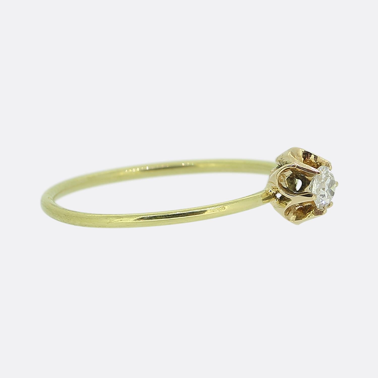 Stapelbarer Blumenring mit 0,12 Karat Diamant (Alteuropäischer Brillantschliff) im Angebot
