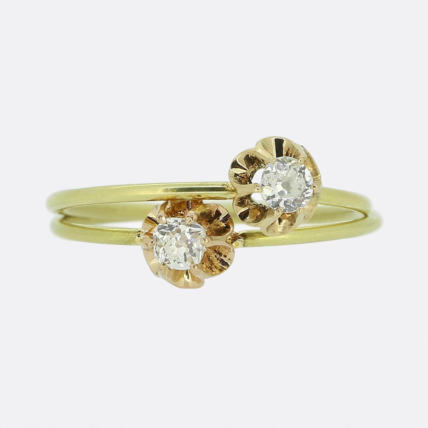 Stapelbarer Blumenring mit 0,12 Karat Diamant für Damen oder Herren im Angebot