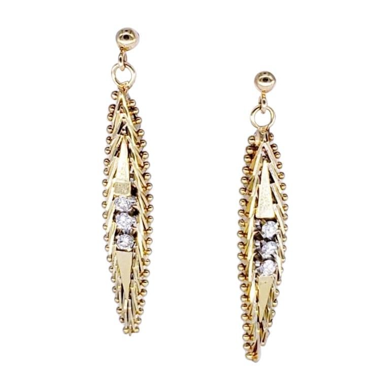 Vintage 0.24 Carat Fancy Drop Earrings 18 Karat Gold For Sale