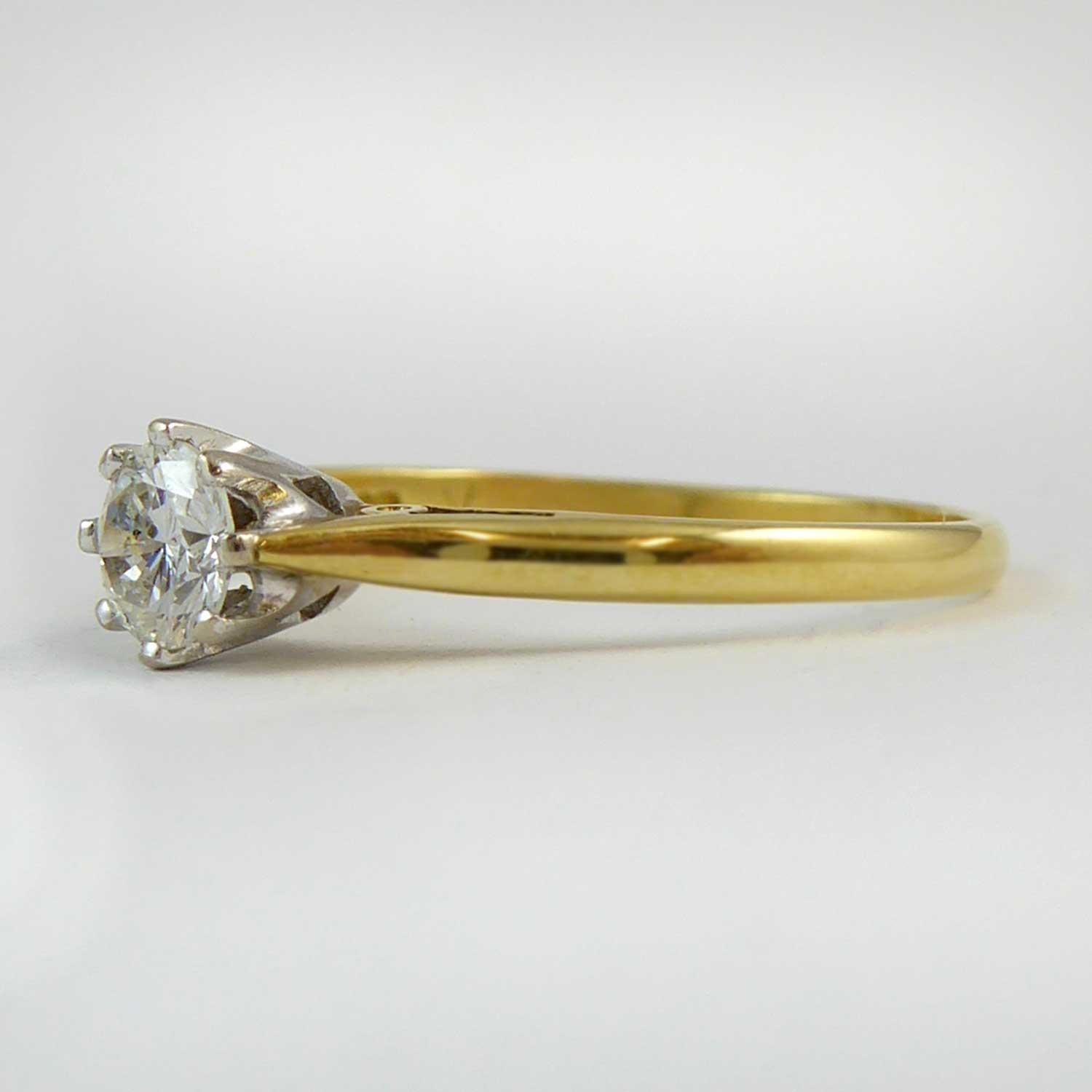 0.25 carat solitaire diamond ring