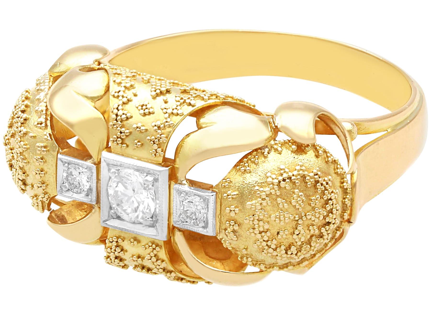 Round Cut Vintage 0.28 Carat Diamond and 14 Karat Yellow Gold Dress Ring, Art Deco For Sale