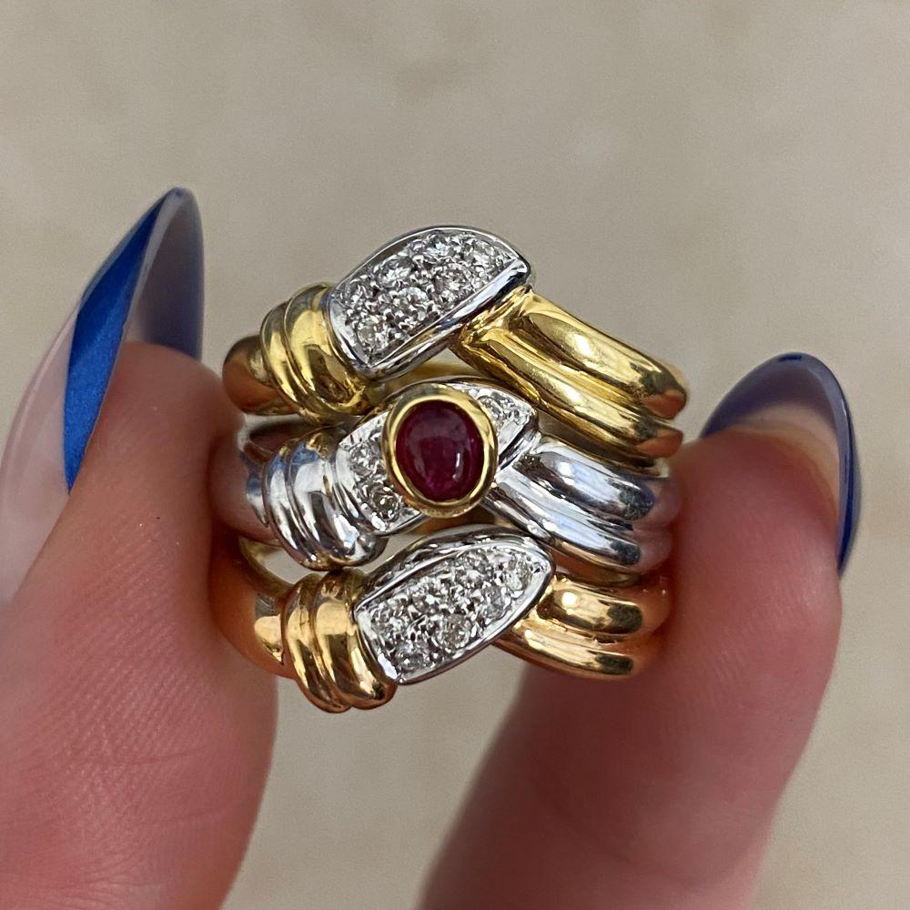 Vintage 0.28ct Cabochon Cut Ruby Cocktail Ring, Circa 1970, Italy 3