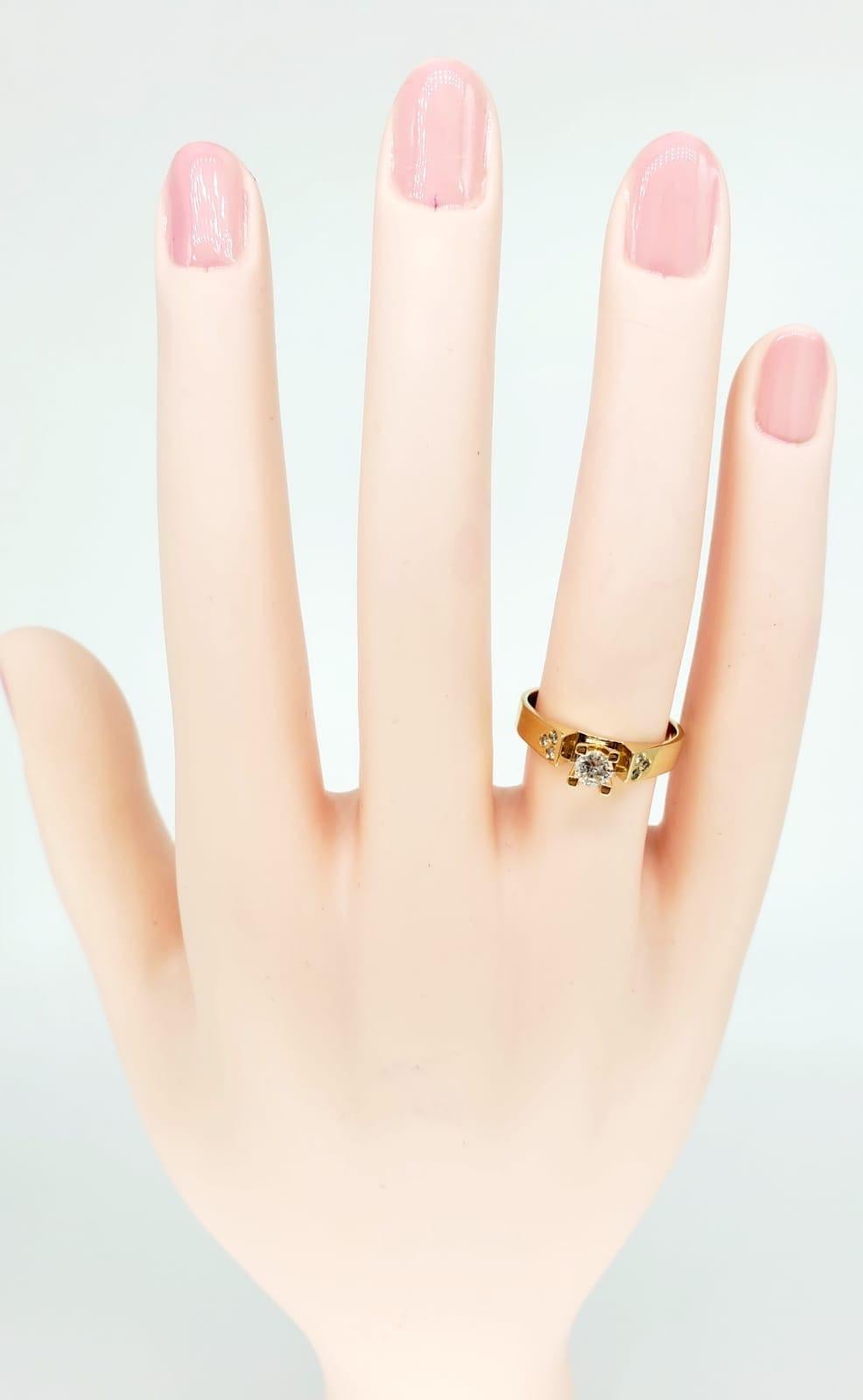 Vintage 0.30 Carat Diamonds Engagement Ring 18k Solid Gold For Sale 1