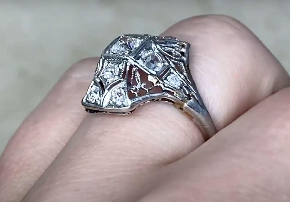 Vintage 0.30ct Old European Cut Diamond Engagement Ring, H Color, Platinum For Sale 2