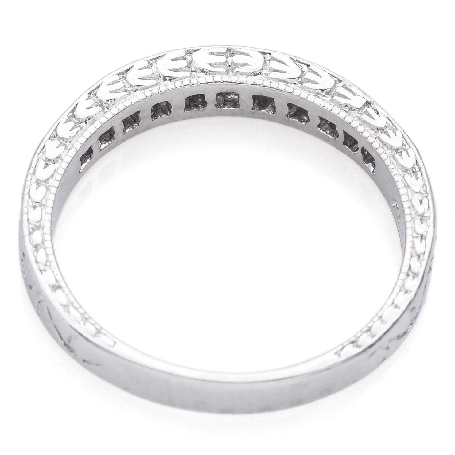 Women's Vintage 0.33 TCW Diamond Platinum Band Ring Size 7.25