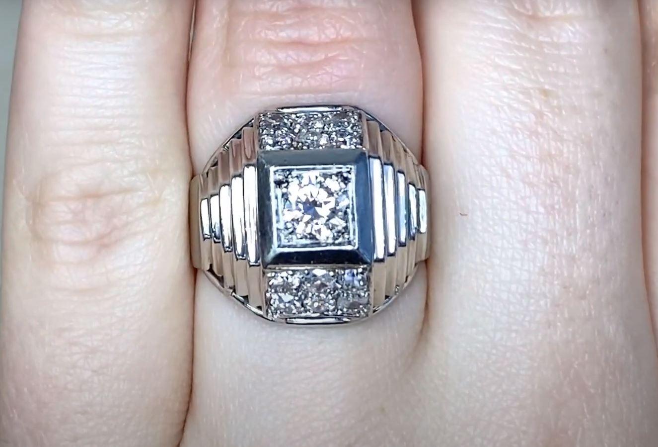 Vintage 0.35ct Transitional Cut Diamond Dome Ring, I Color, Platinum, Circa 1940 In Excellent Condition For Sale In New York, NY