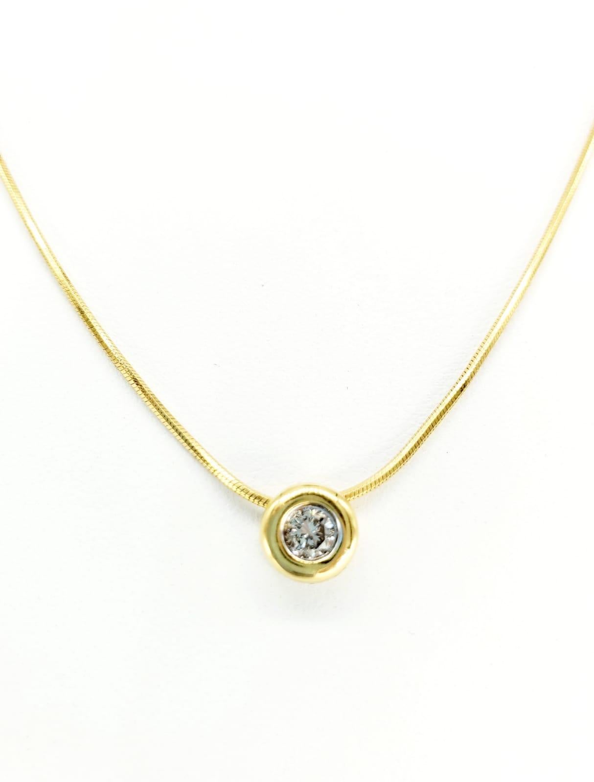 Round Cut Vintage 0.40 Carat Round Bezel Set Diamond Necklace 18 Karat For Sale