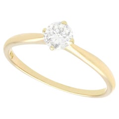 Anillo de compromiso solitario vintage de oro amarillo de 14 quilates y diamantes de 0,40 quilates