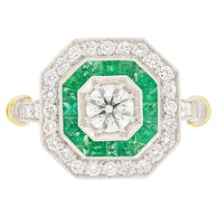 Cluster di diamanti e smeraldi d'epoca da 0,40 carati, anni '80 circa