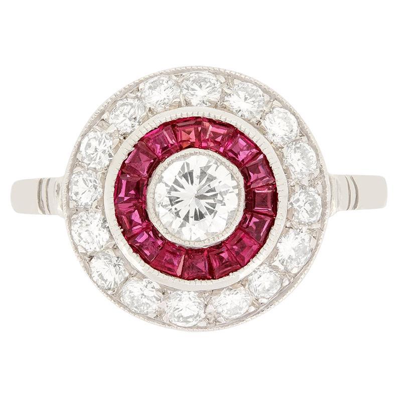 Vintage 0.40ct Diamond and Ruby Target Ring, c.1950s For Sale