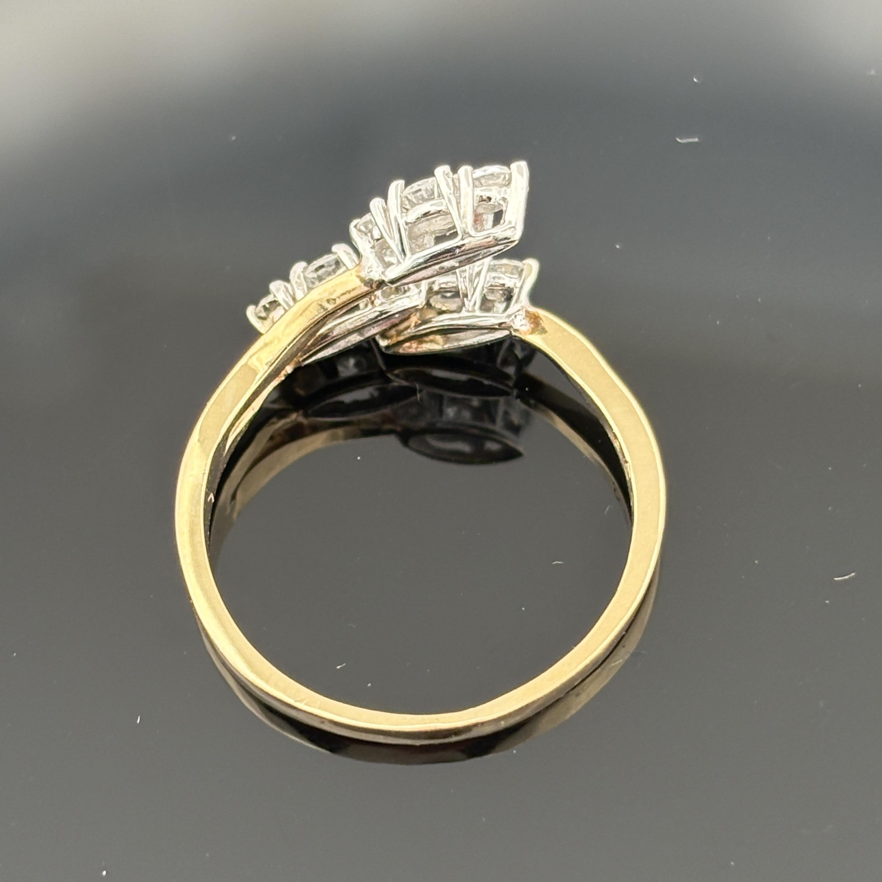 Vintage 0.42ctw Diamond Nature Inspired Ring im Angebot 1