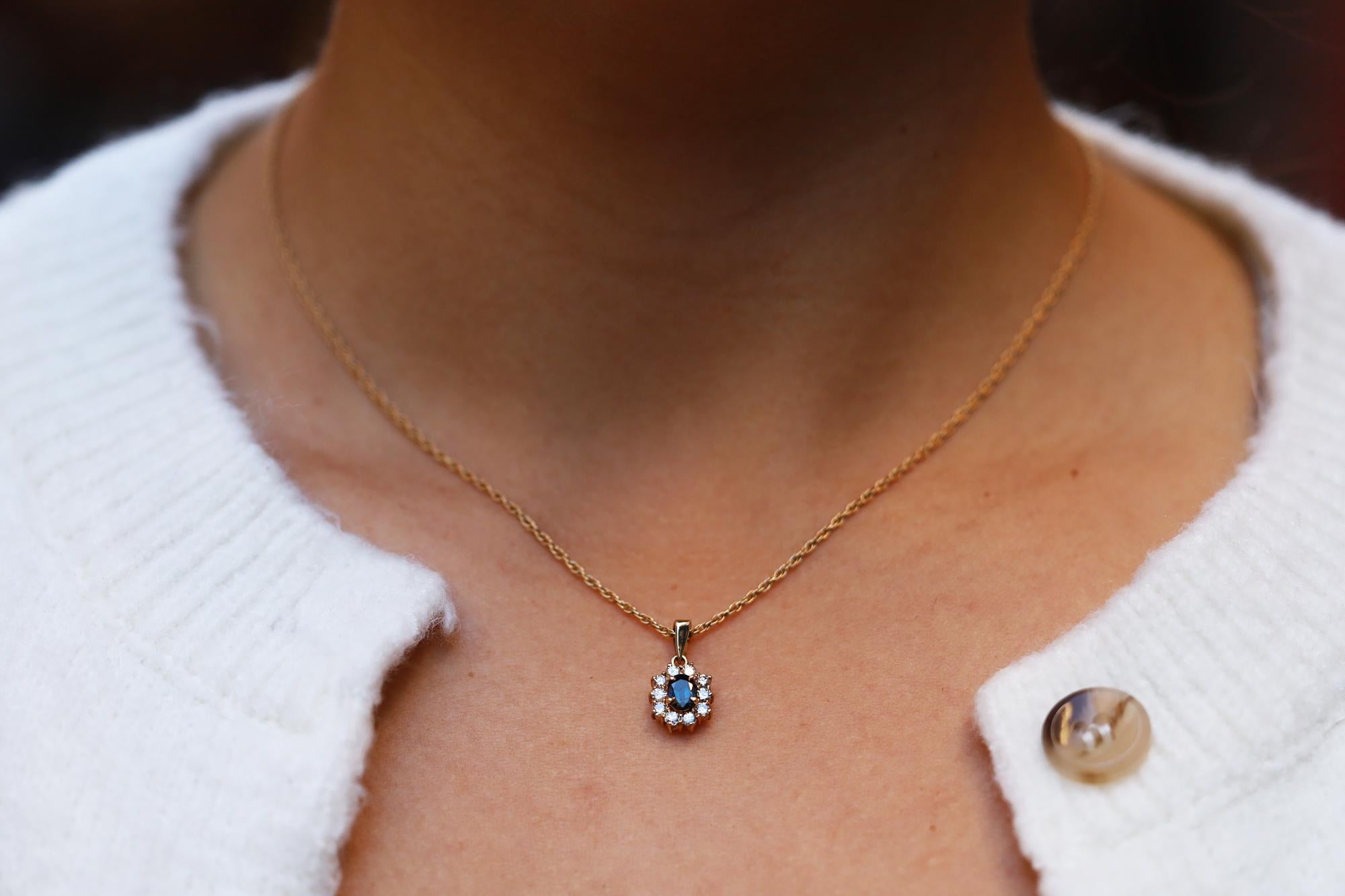 Artisan Vintage 0.48 Carat Blue Sapphire and Diamond Halo Necklace For Sale