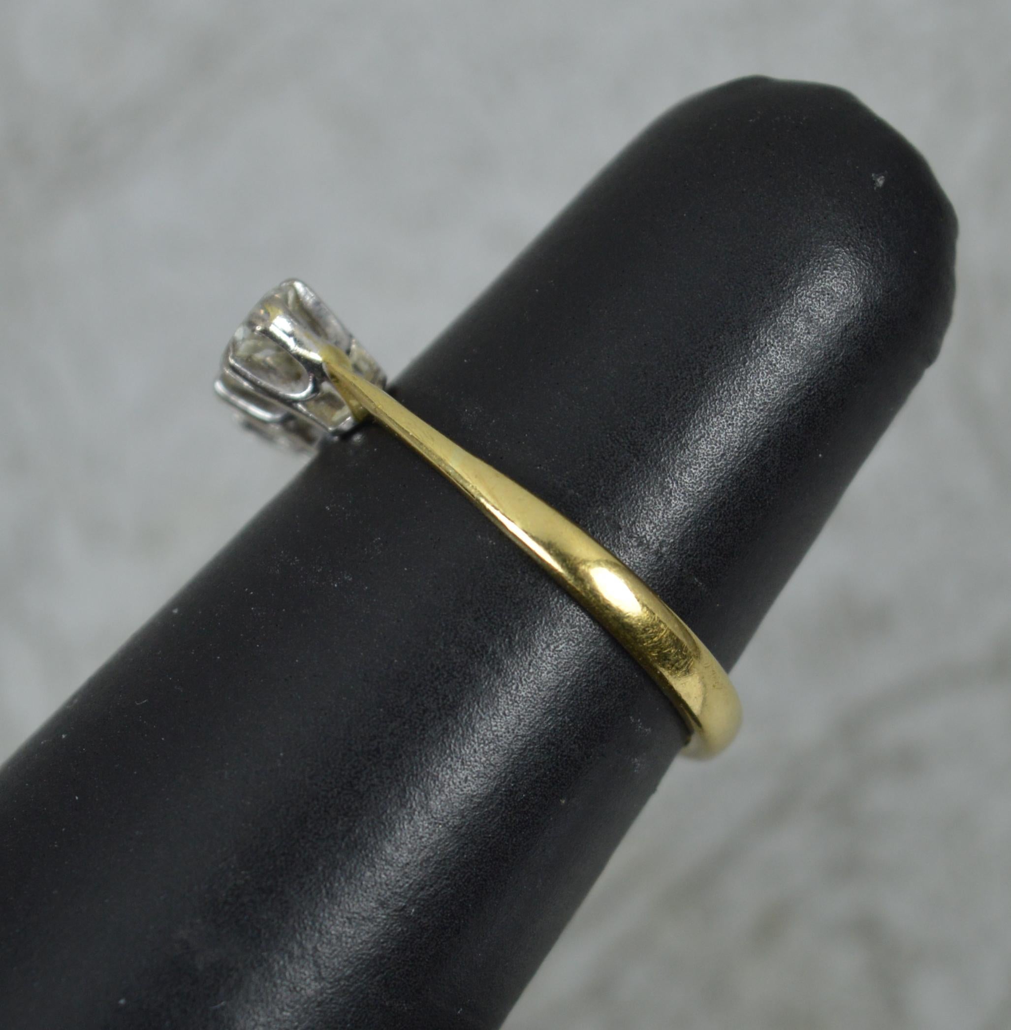 Vintage 0.50 Carat Diamond and 18 Carat Gold Trilogy Ring For Sale 1