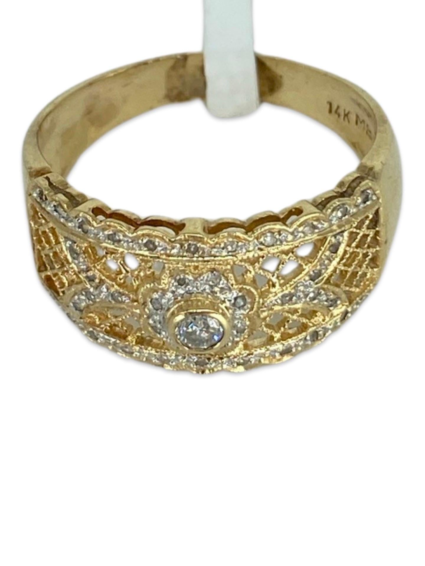 Vintage 0.50 Carat Diamonds Wide Band Ring 14k Gold  In Good Condition For Sale In Miami, FL