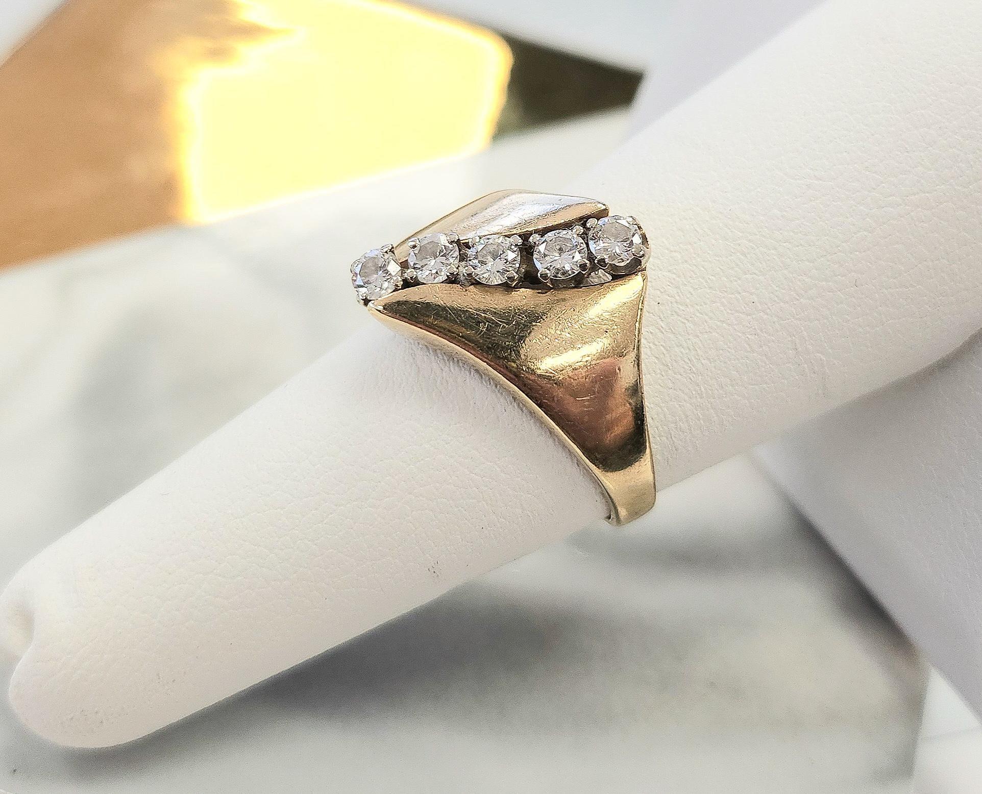 Contemporary Vintage 0.50 Carats Diamond Freeform Wave Ring 14K Yellow Gold For Sale