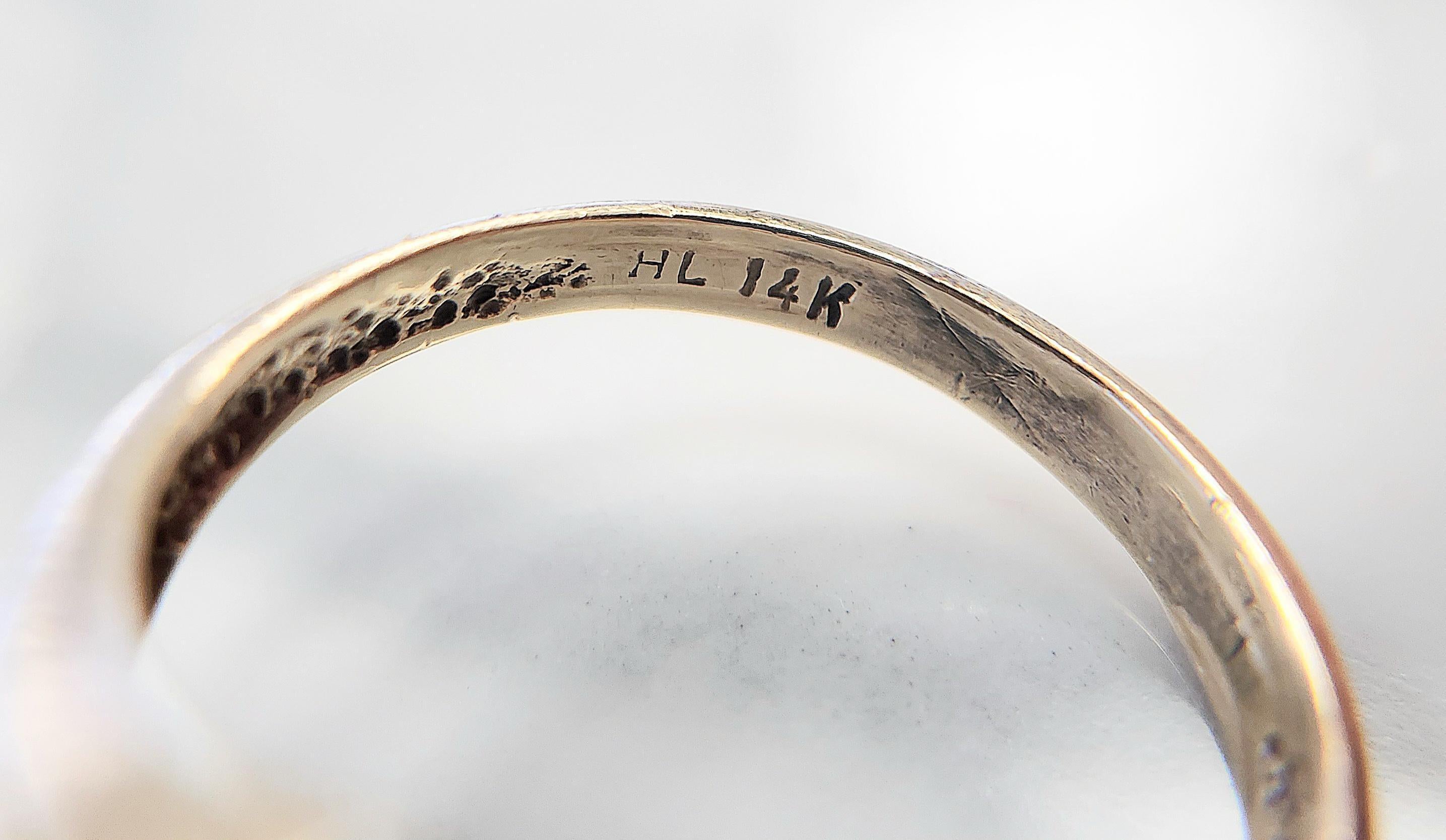 Vintage 0.50 Carats Diamond Freeform Wave Ring 14K Yellow Gold In Good Condition For Sale In Los Angeles, CA