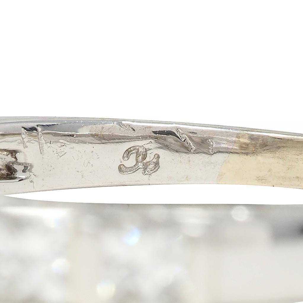 Vintage 0.50 CTW Princess Cut Diamond 14 Karat Gold Scroll Wedding Band Ring For Sale 6