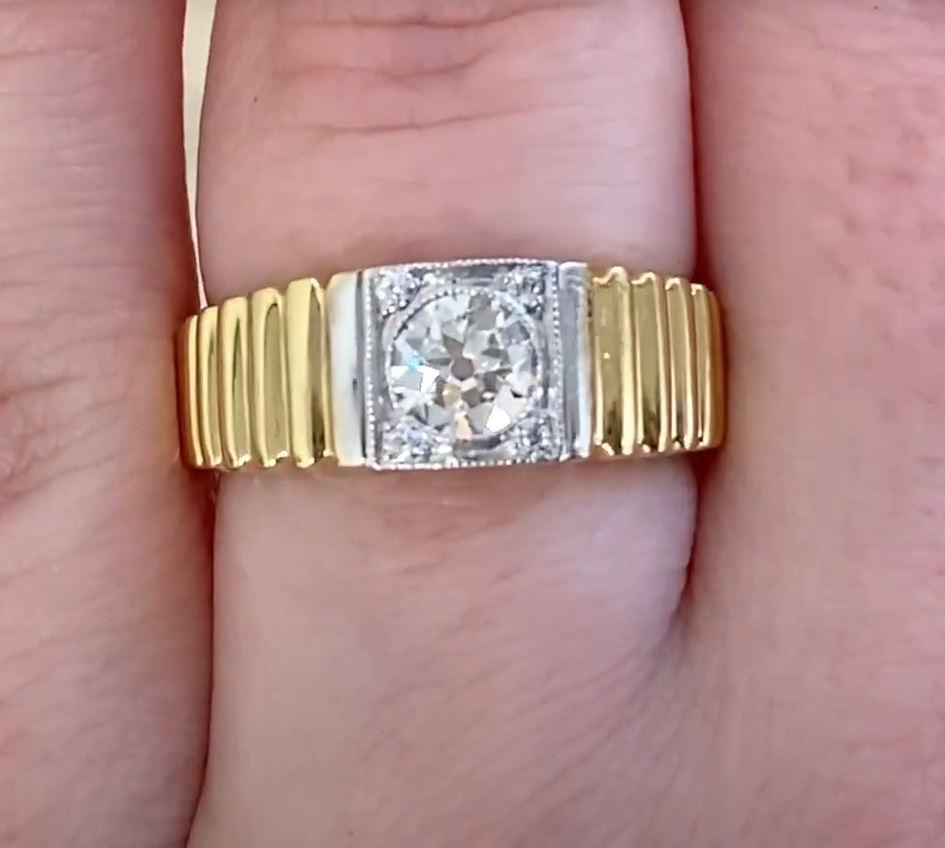 Vintage 0.50ct Diamond Engagement Ring, Platinum & 18k Yellow Gold, Circa 1950 In Excellent Condition For Sale In New York, NY