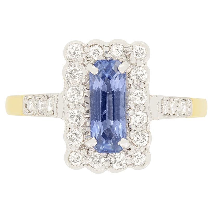 Vintage 0.50ct Sapphire and Diamond Cluster Ring, c.1964 For Sale