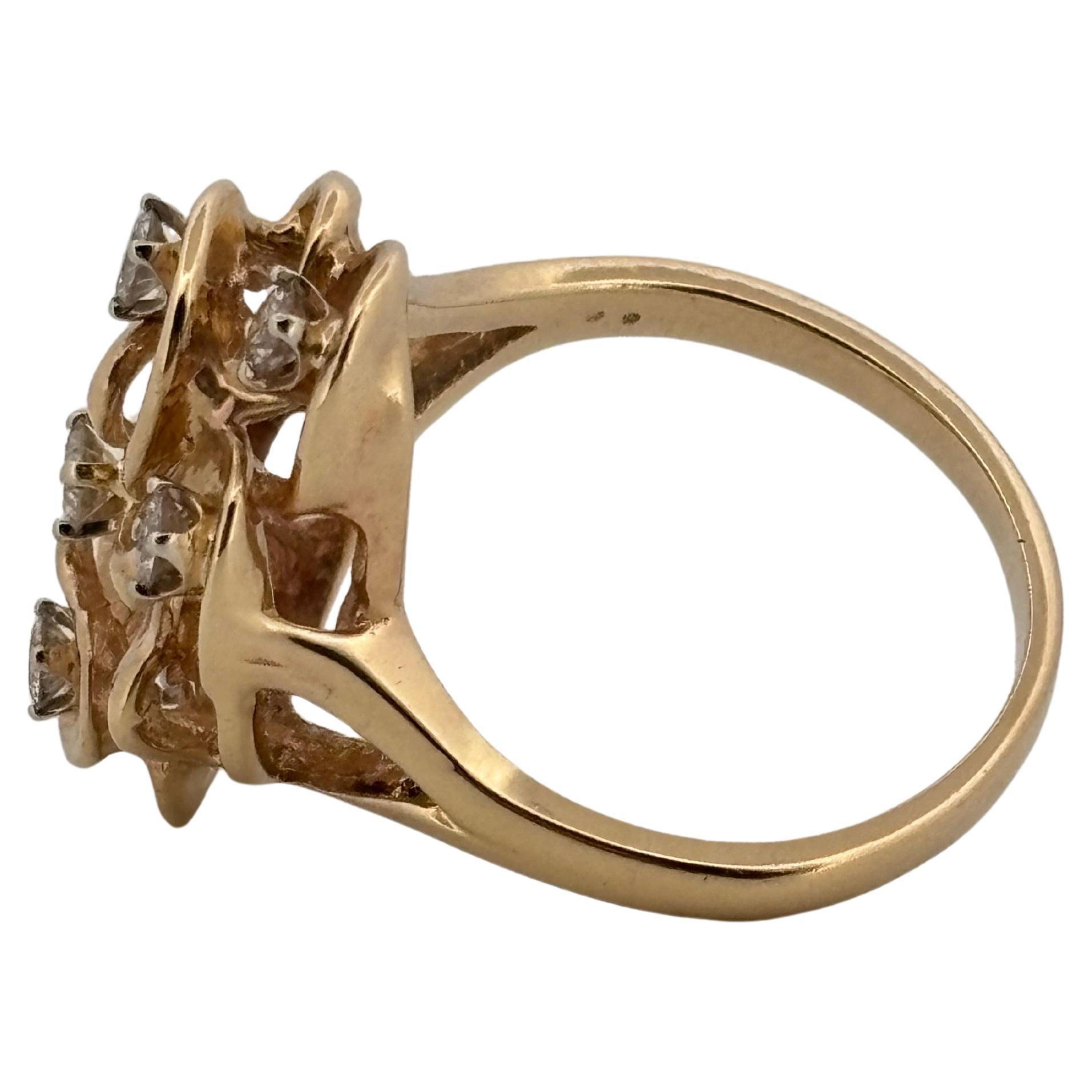 Vintage 0.50ctw 7 Stone Round Cut Diamond 14K Yellow Gold Ring en vente 4