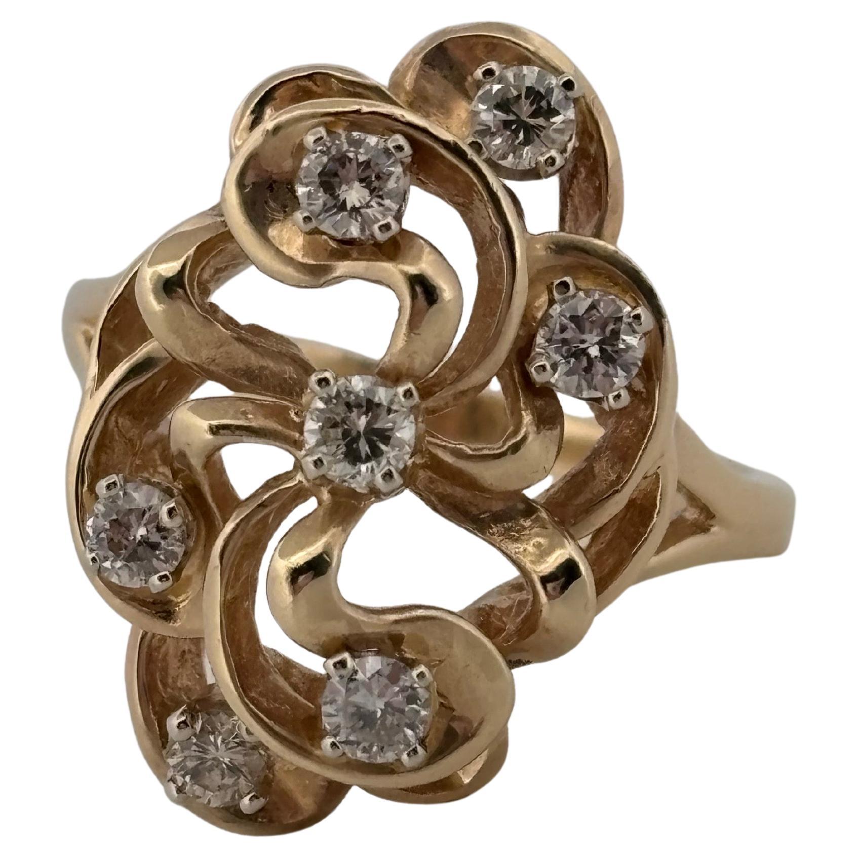 Vintage 0.50ctw 7 Stone Round Cut Diamond 14K Yellow Gold Ring en vente
