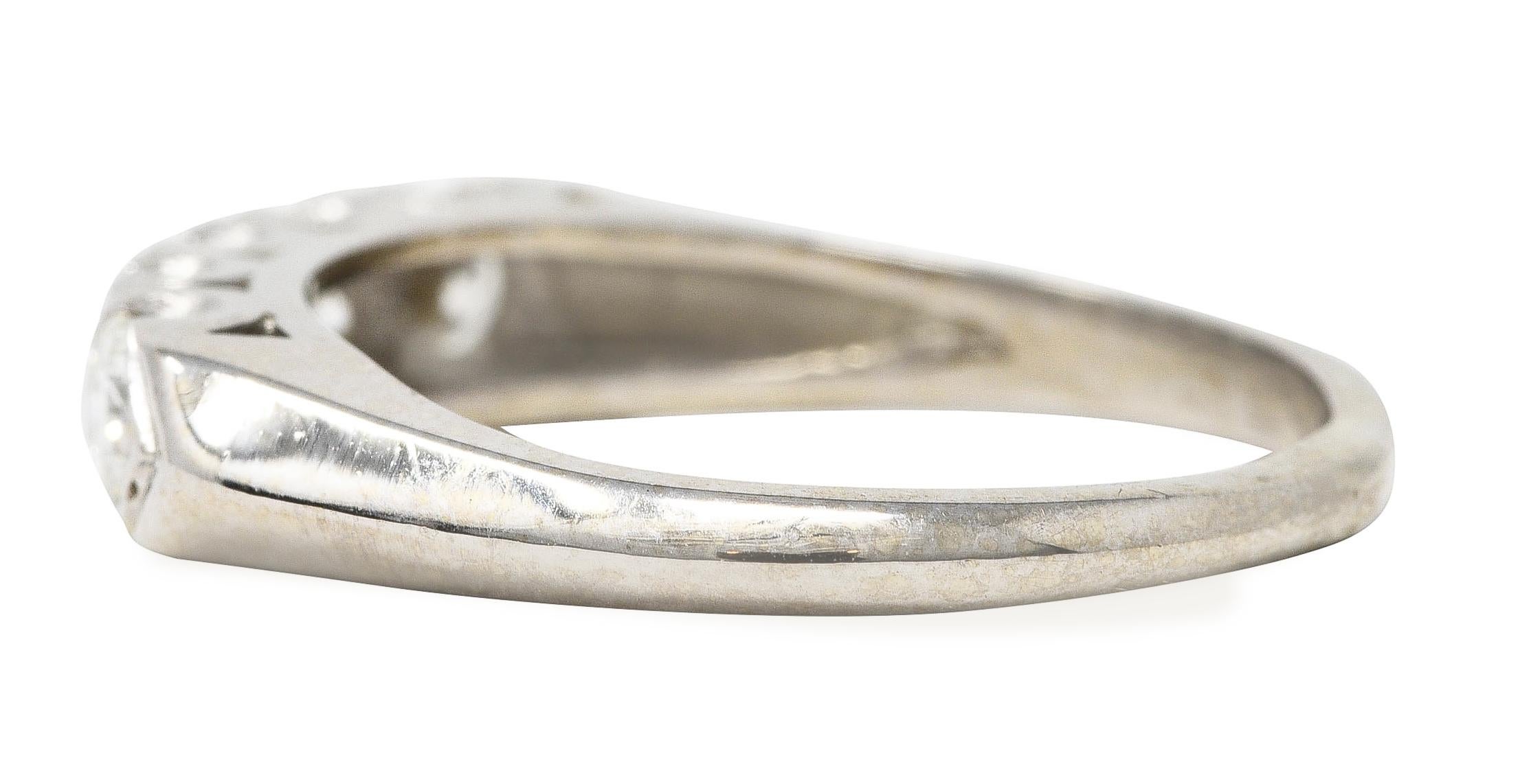 Vintage 0.55 Carat Diamond 14 Karat White Gold Fishtail Wedding Band Ring In Excellent Condition In Philadelphia, PA