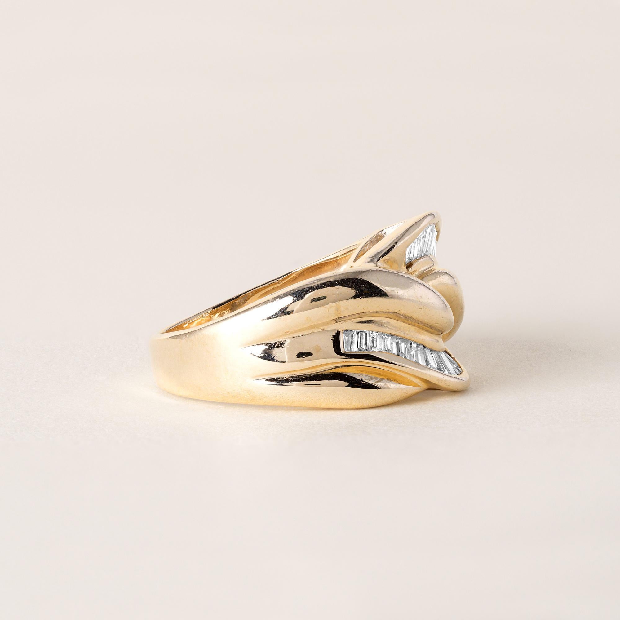 Anello da cocktail con diamante Baguette da 0,60 carati in oro giallo 14 carati In condizioni buone in vendita a Los Angeles, CA