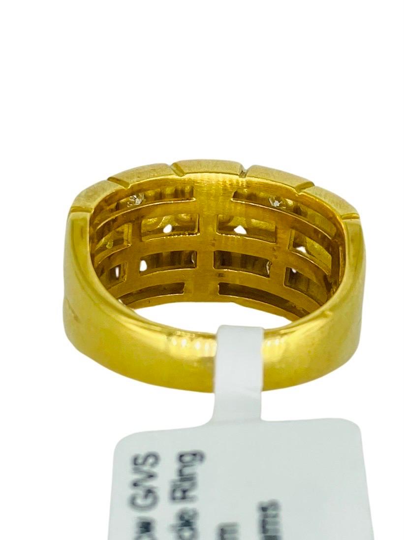 Vintage 0.60 Carat Diamonds Cubicle Designer Ring 18k Gold For Sale 3