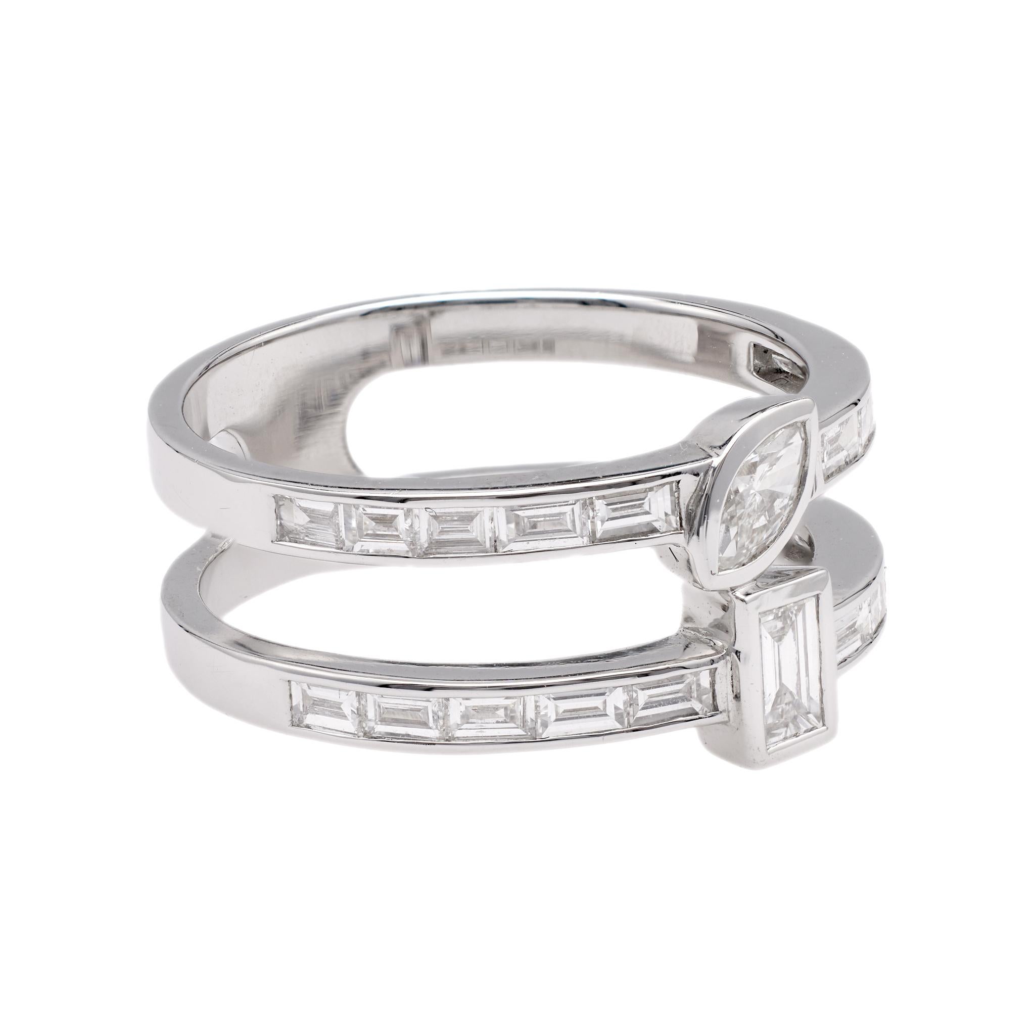 Women's or Men's Vintage 0.60 Carat Total Weight Diamond 18k White Gold Ring For Sale