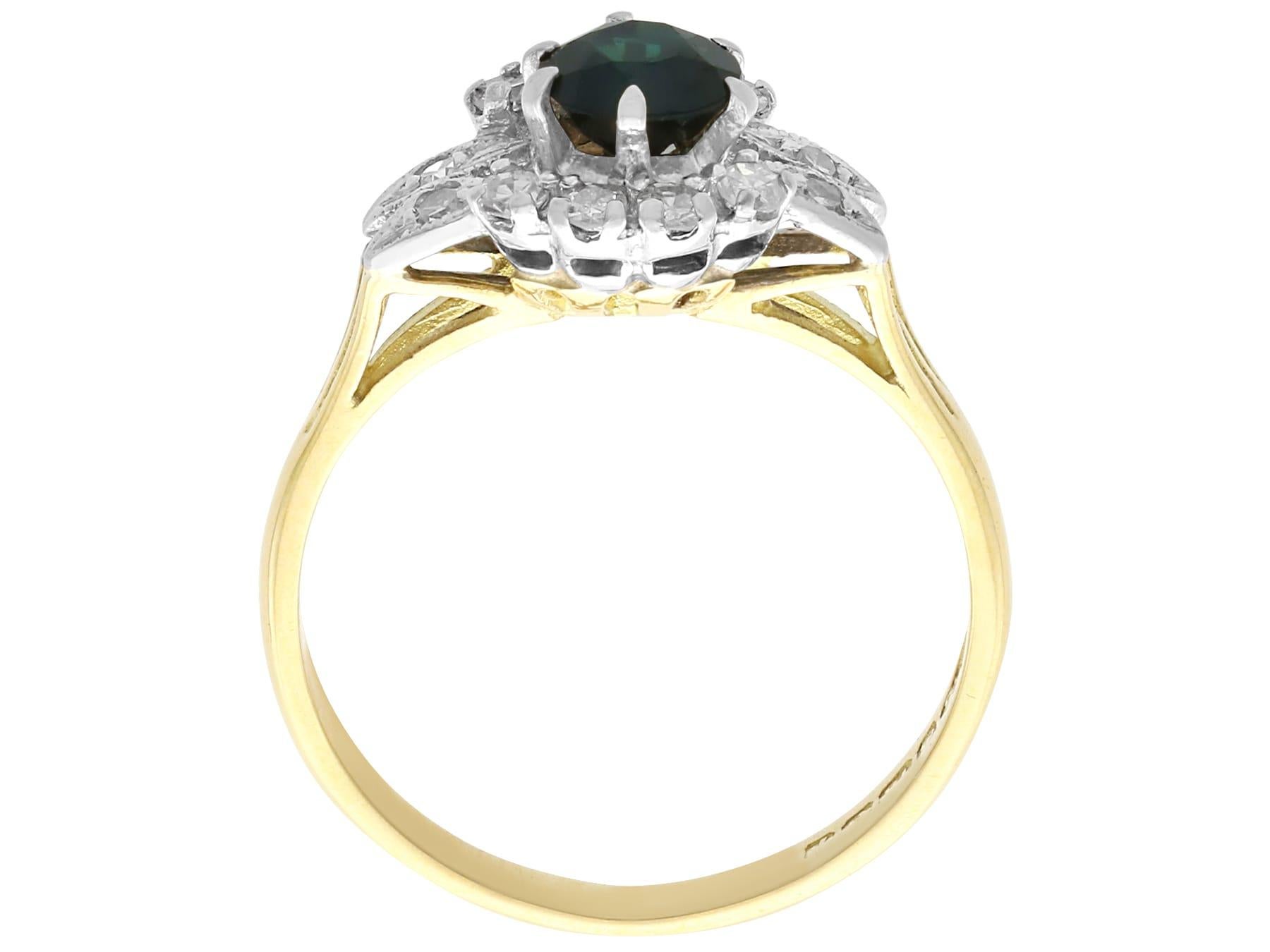 Women's or Men's Vintage 0.60Ct Sapphire and 0.22Ct Diamond, 18k Yellow Gold Cluster Ring For Sale