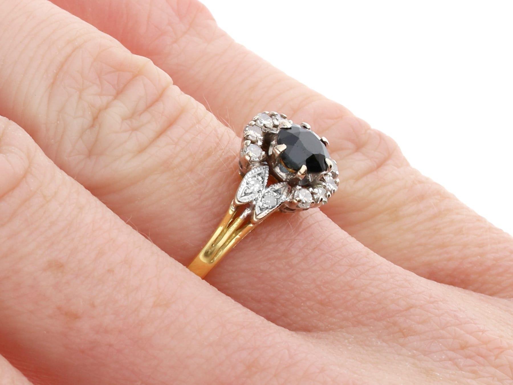 Vintage 0.60Ct Sapphire and 0.22Ct Diamond, 18k Yellow Gold Cluster Ring For Sale 4