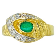 Gürtel-Cluster-Ring, 0,63 Gesamtkaratgewicht Smaragd und Diamanten 14k