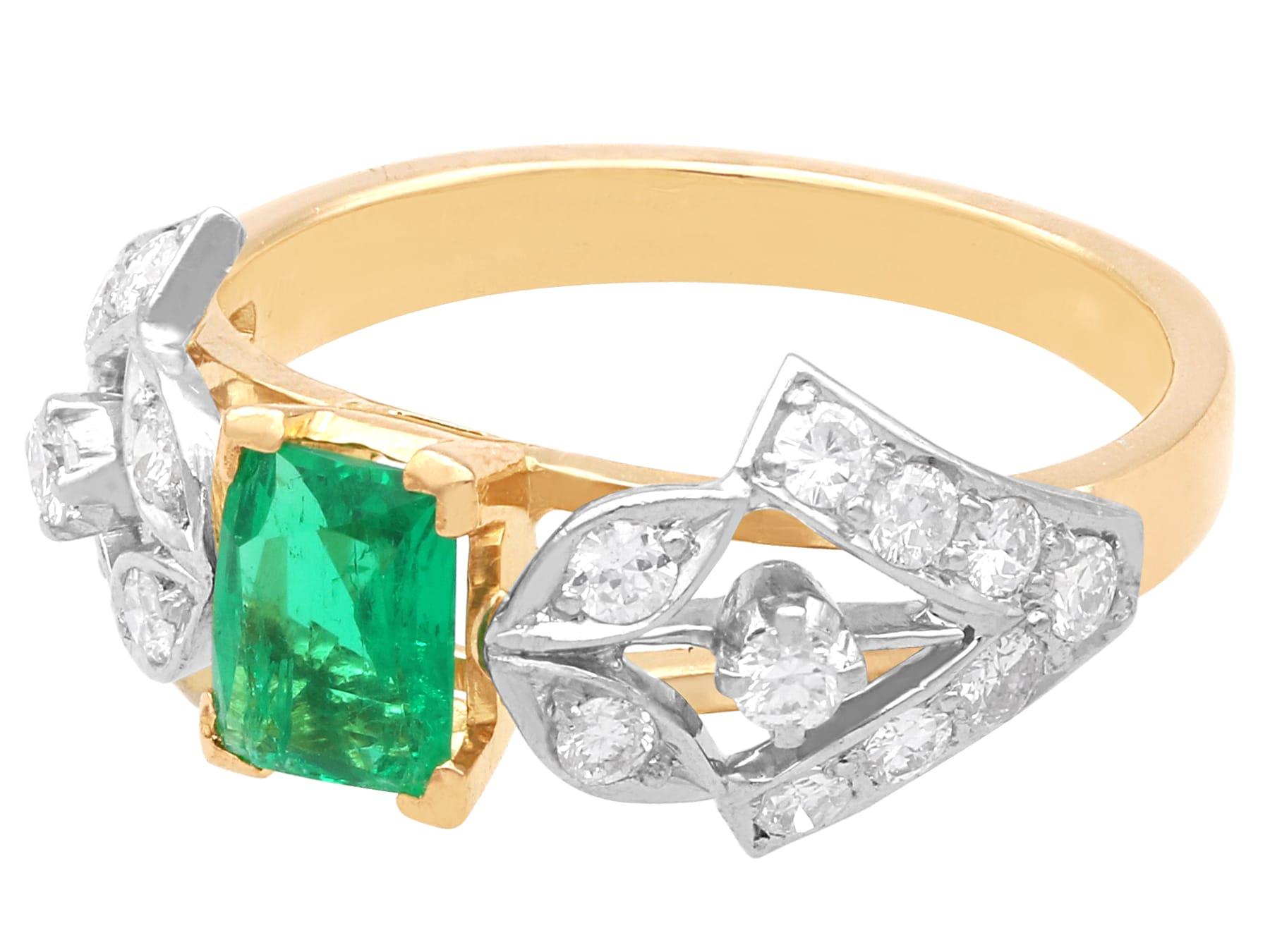 Vintage 0,65 Karat Smaragd 0,46 Karat Diamant 18k Gelbgold Ring CIRCA 1940 im Zustand „Hervorragend“ im Angebot in Jesmond, Newcastle Upon Tyne