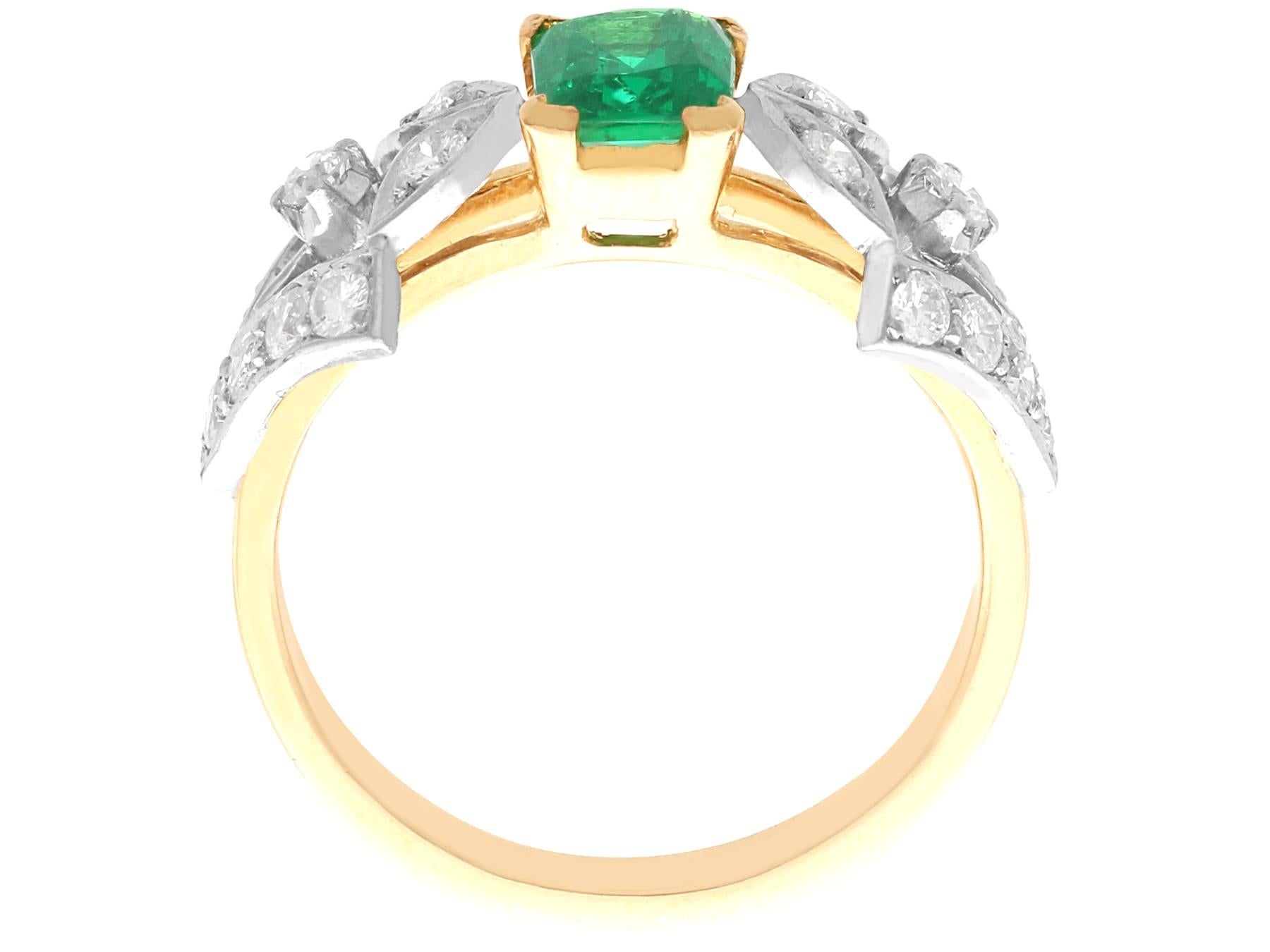 Vintage 0,65 Karat Smaragd 0,46 Karat Diamant 18k Gelbgold Ring CIRCA 1940 im Angebot 1