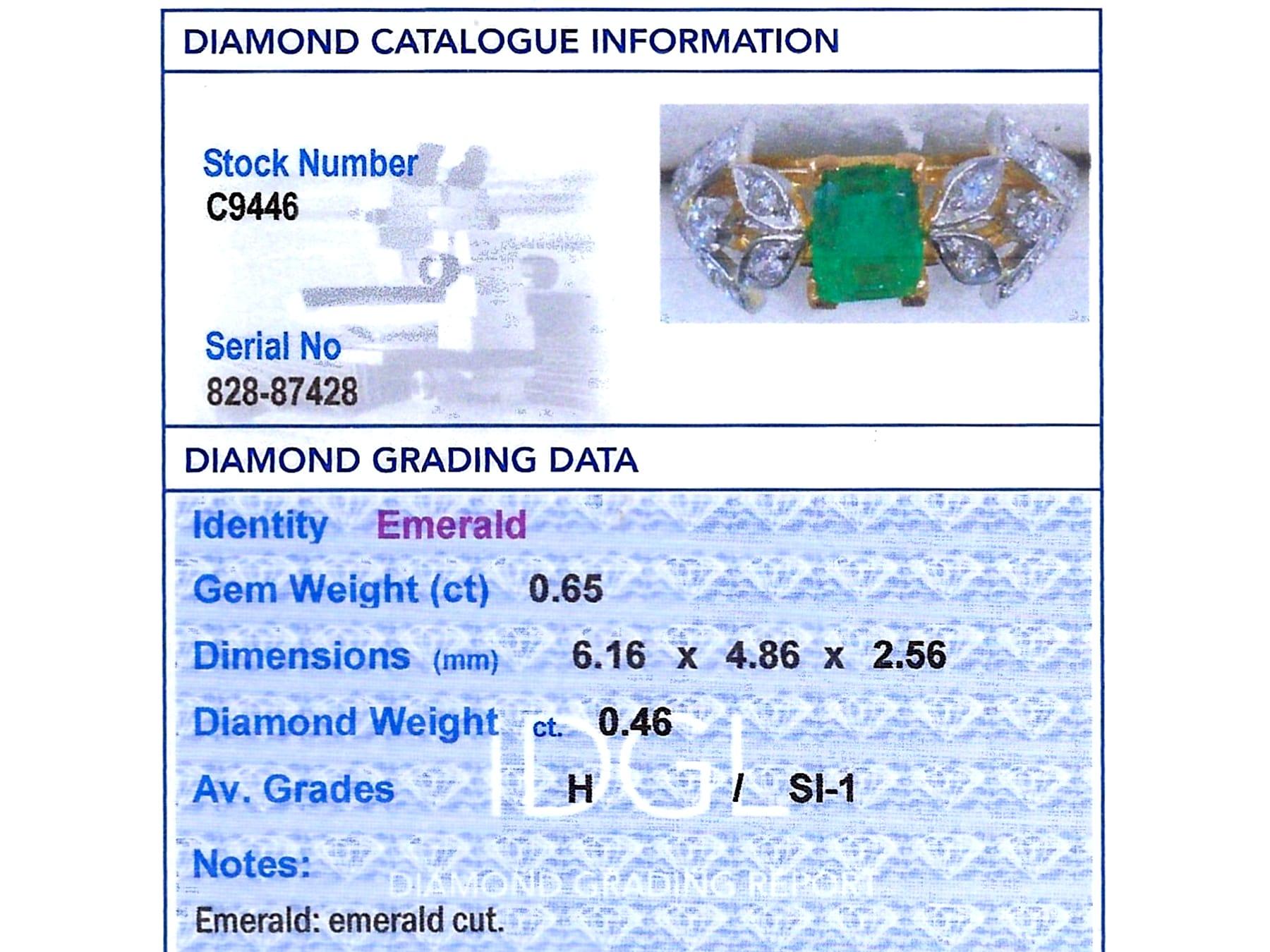 Vintage 0,65 Karat Smaragd 0,46 Karat Diamant 18k Gelbgold Ring CIRCA 1940 im Angebot 2