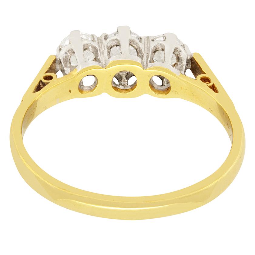 Brilliant Cut Vintage 0.70ct Three Stone Diamond Ring, c.1970s For Sale
